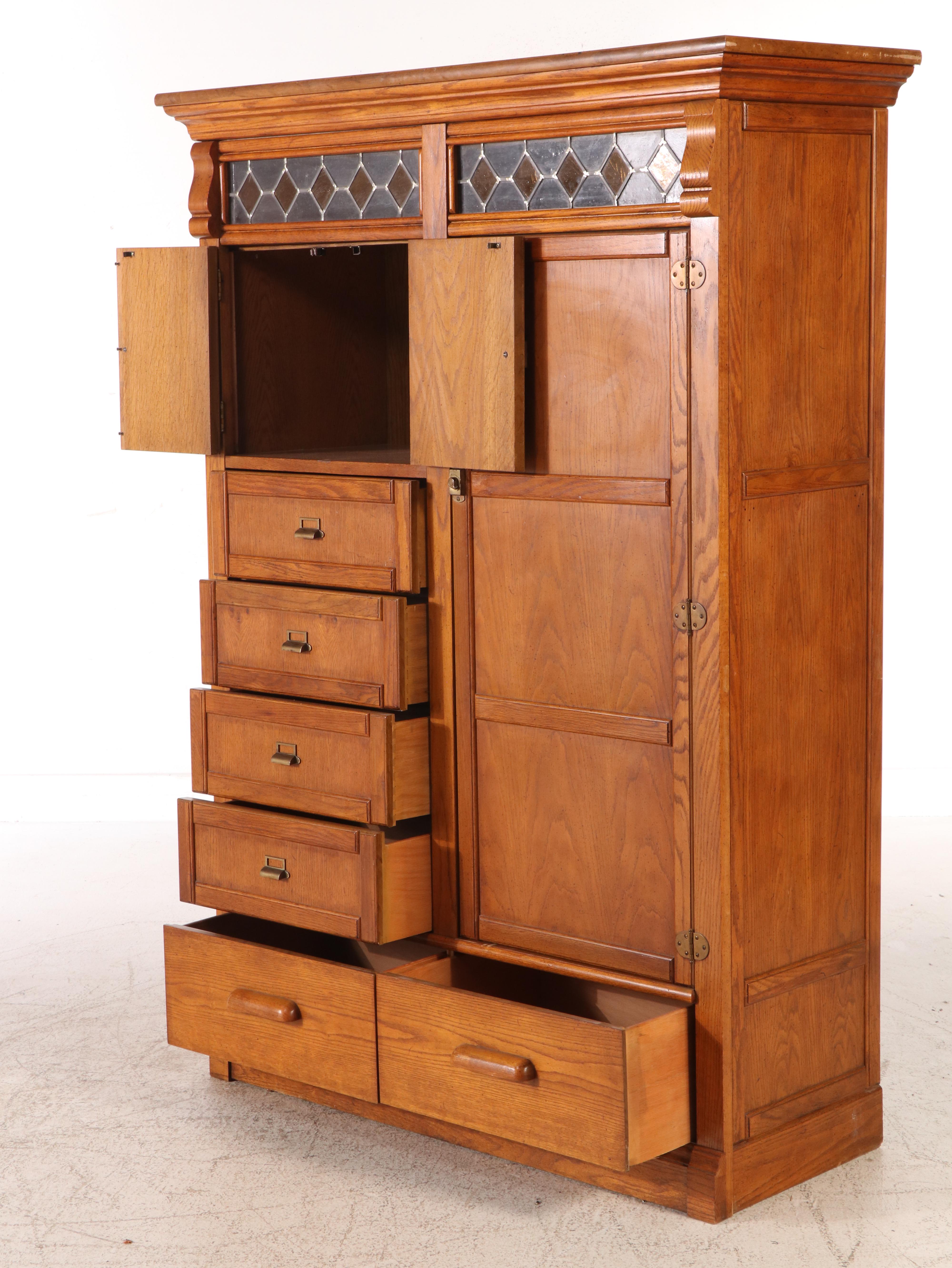 Stanley Furniture Traditional Style Oak Chifferobe