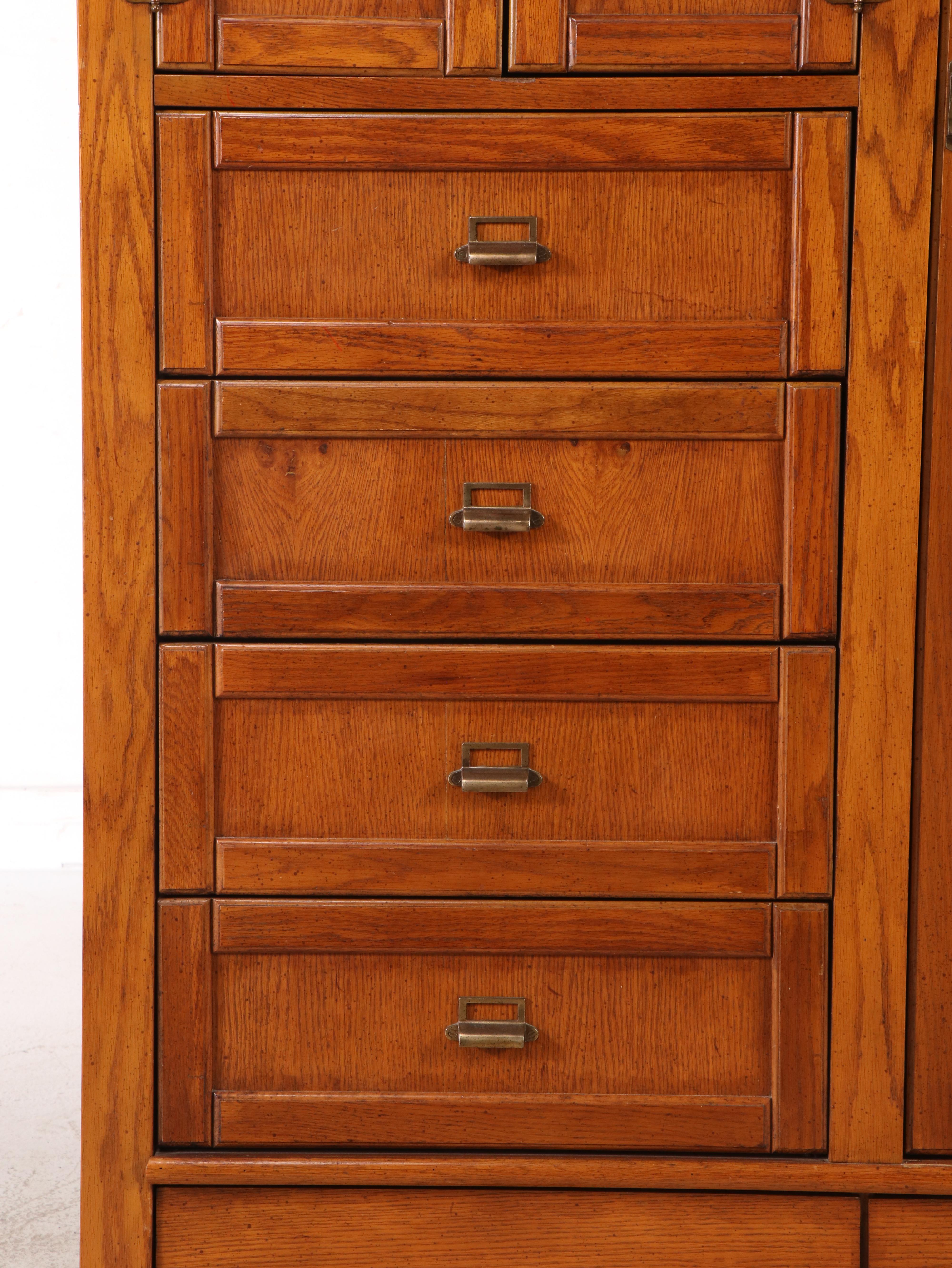 Stanley Furniture Traditional Style Oak Chifferobe