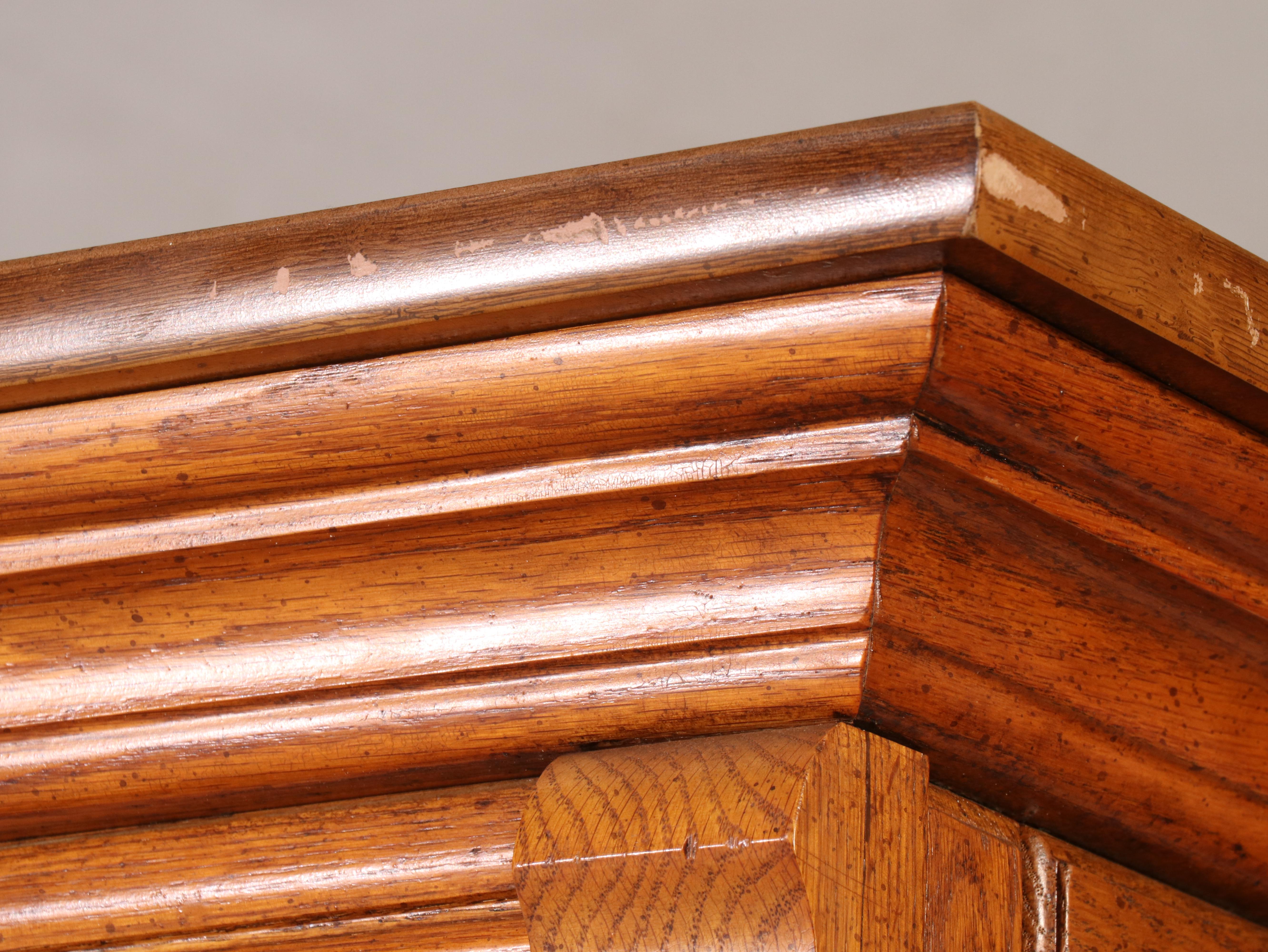 Stanley Furniture Traditional Style Oak Chifferobe