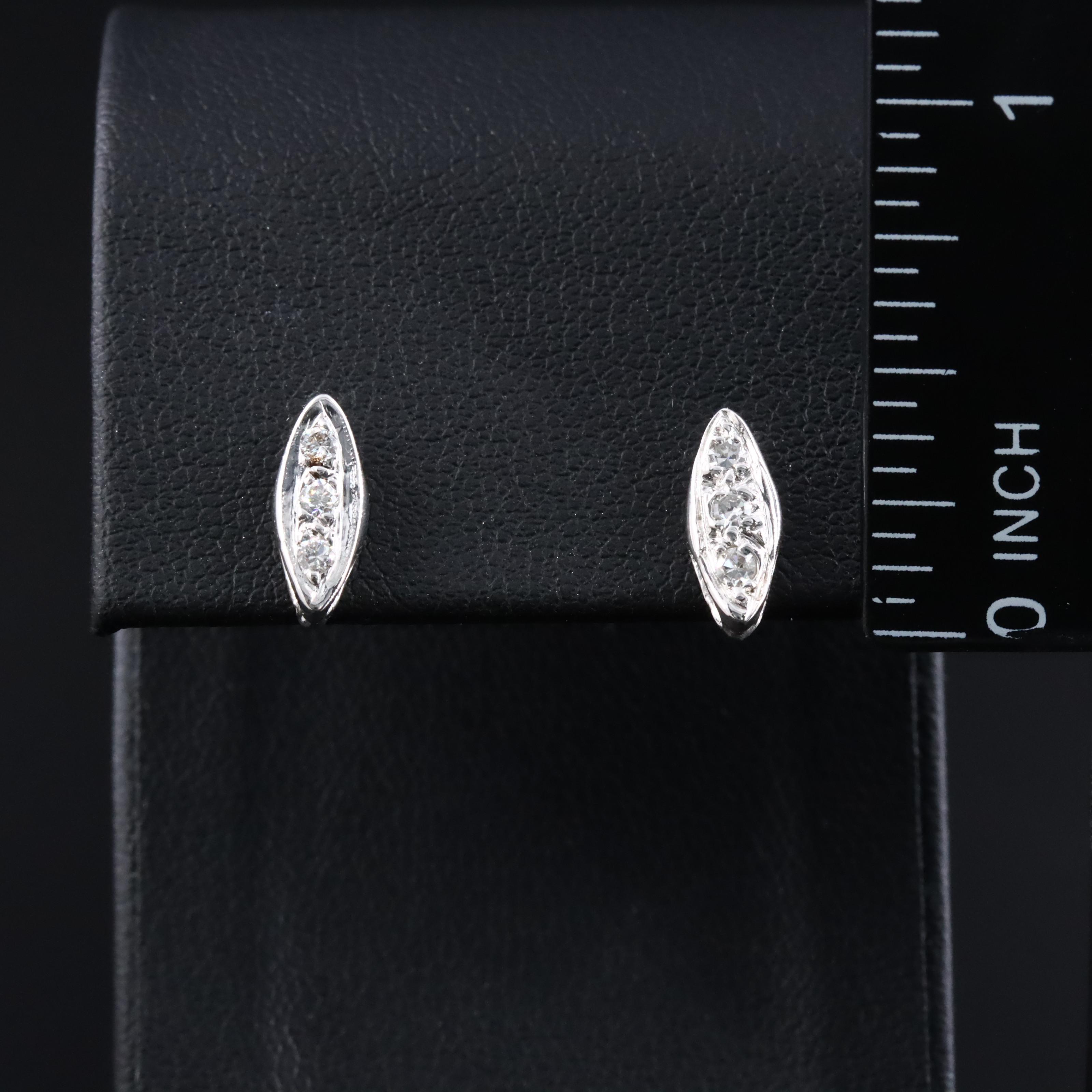 18K 0.15 CTW Diamond Earrings