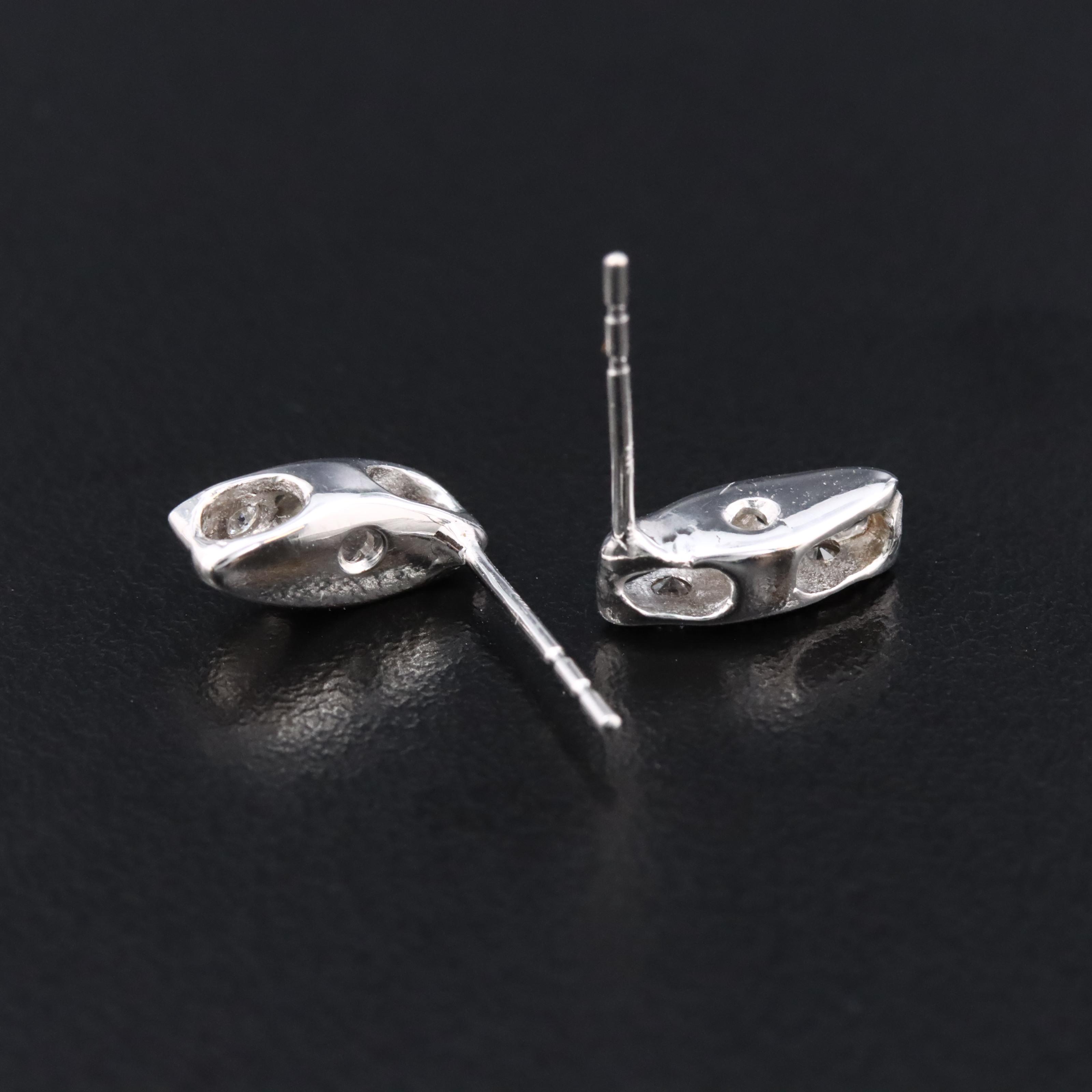 18K 0.15 CTW Diamond Earrings