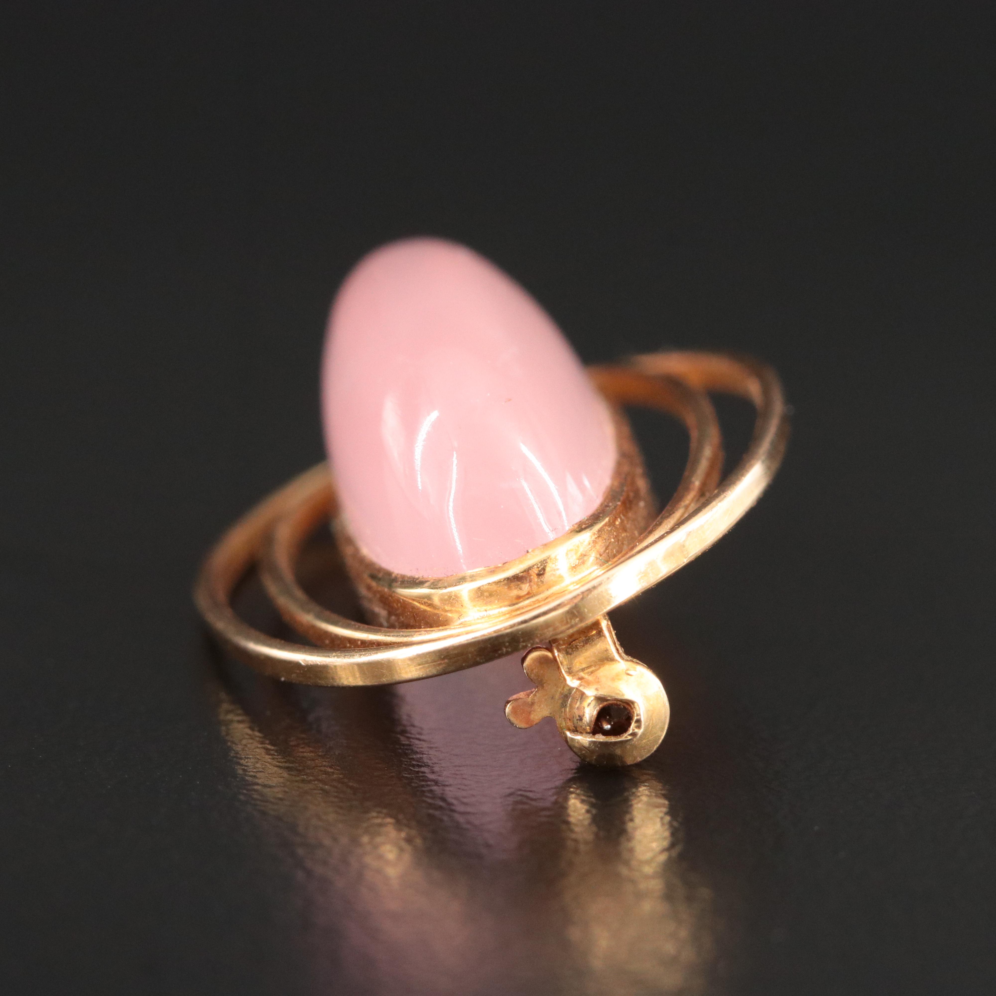 Vintage 18K Rose Quartz Oval Brooch