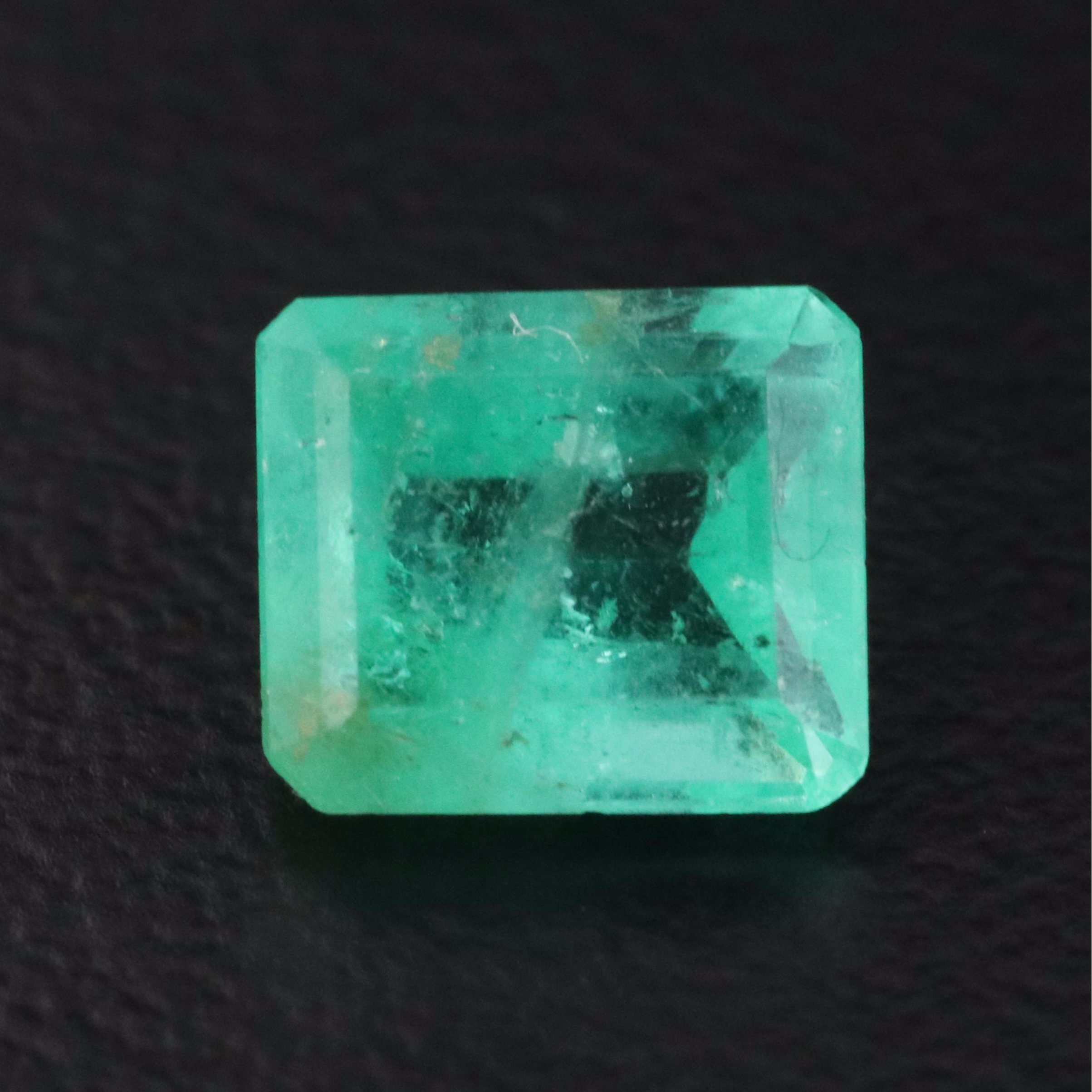 Loose 1.29 CT Emerald