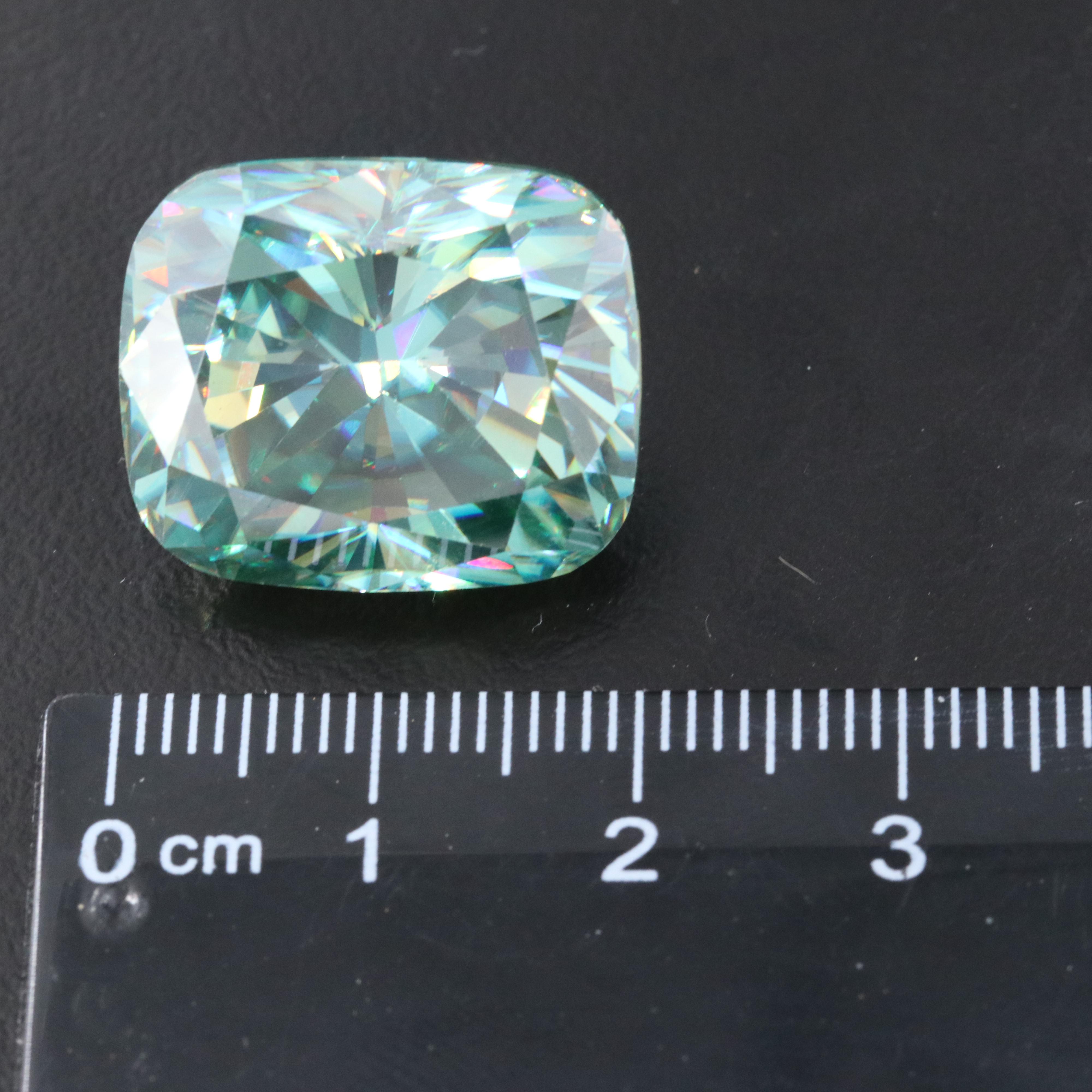 Loose 30.54 CT Moissanite