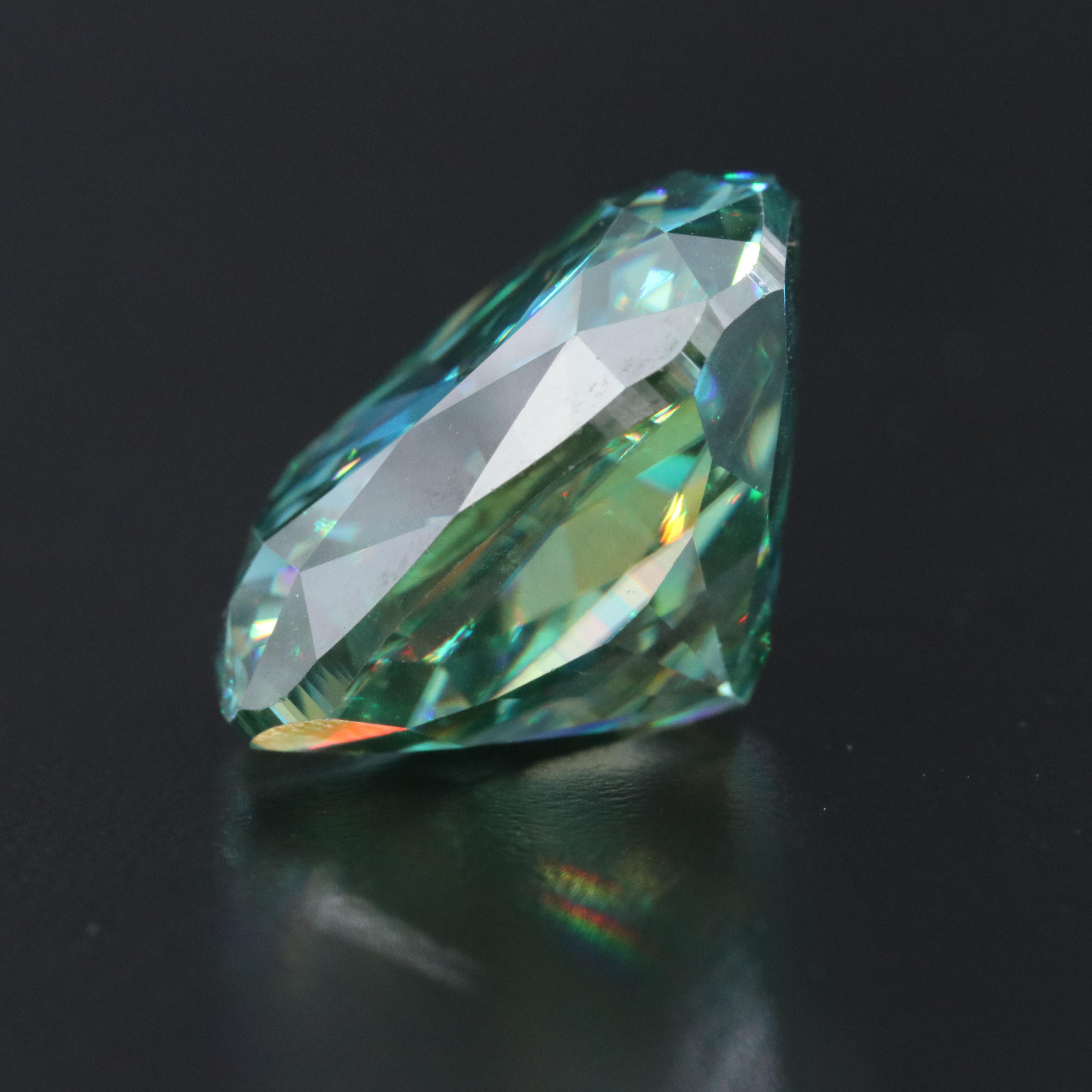 Loose 30.54 CT Moissanite