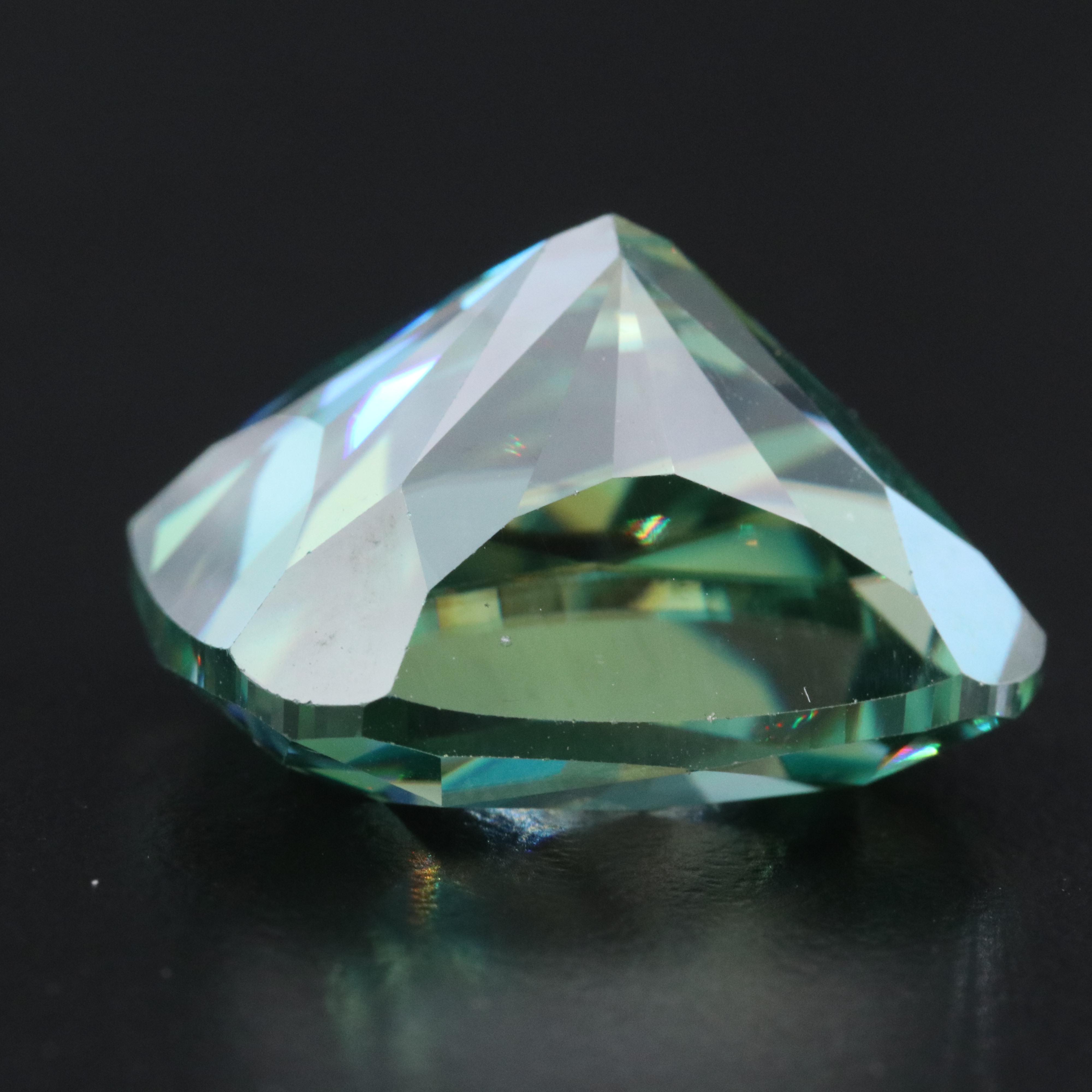 Loose 30.54 CT Moissanite