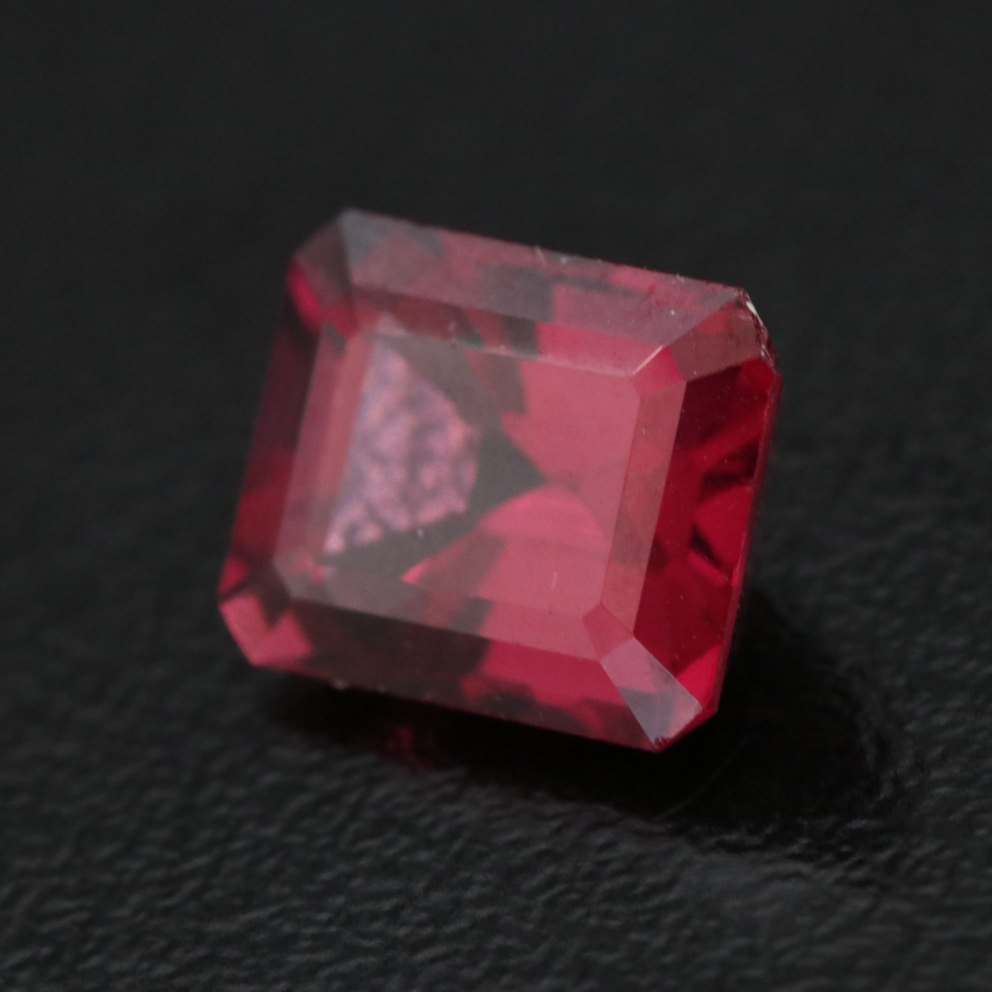 Loose 3.94 CT Rhodolite Garnet
