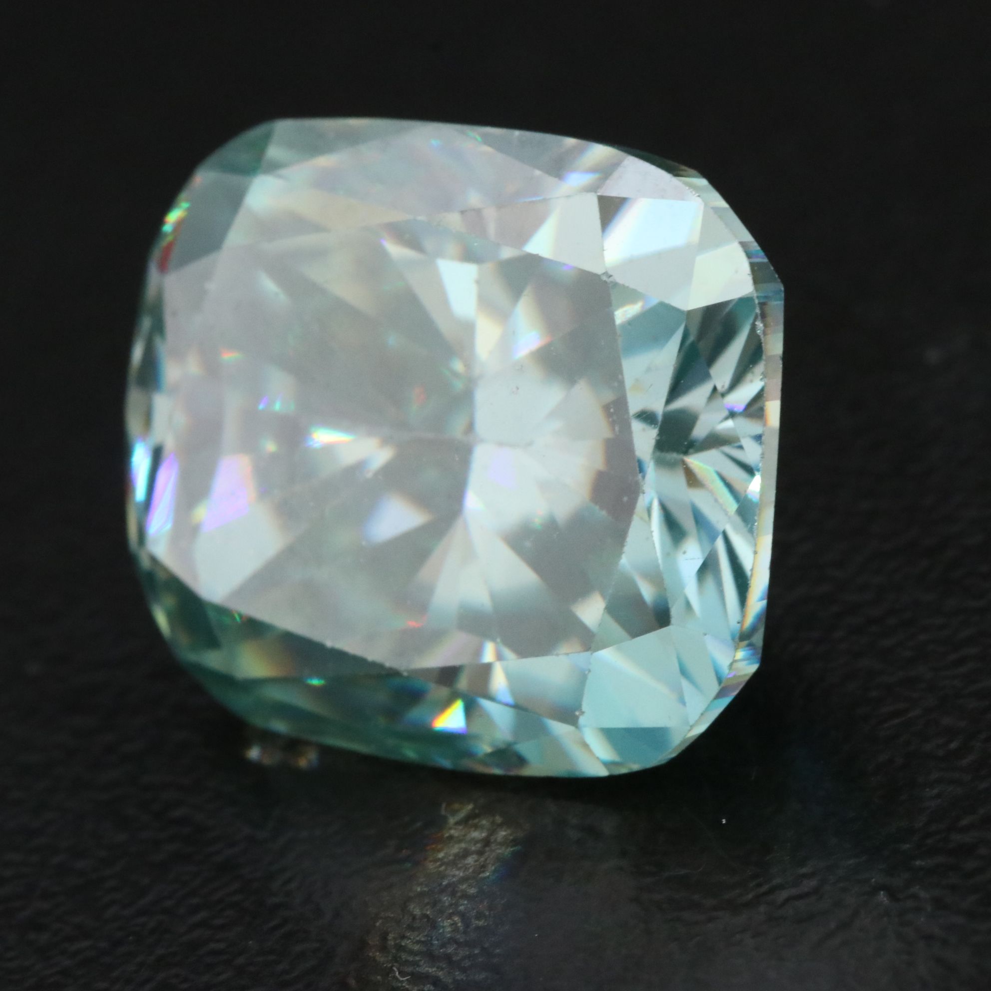 Loose 17.16 CT Moissanite