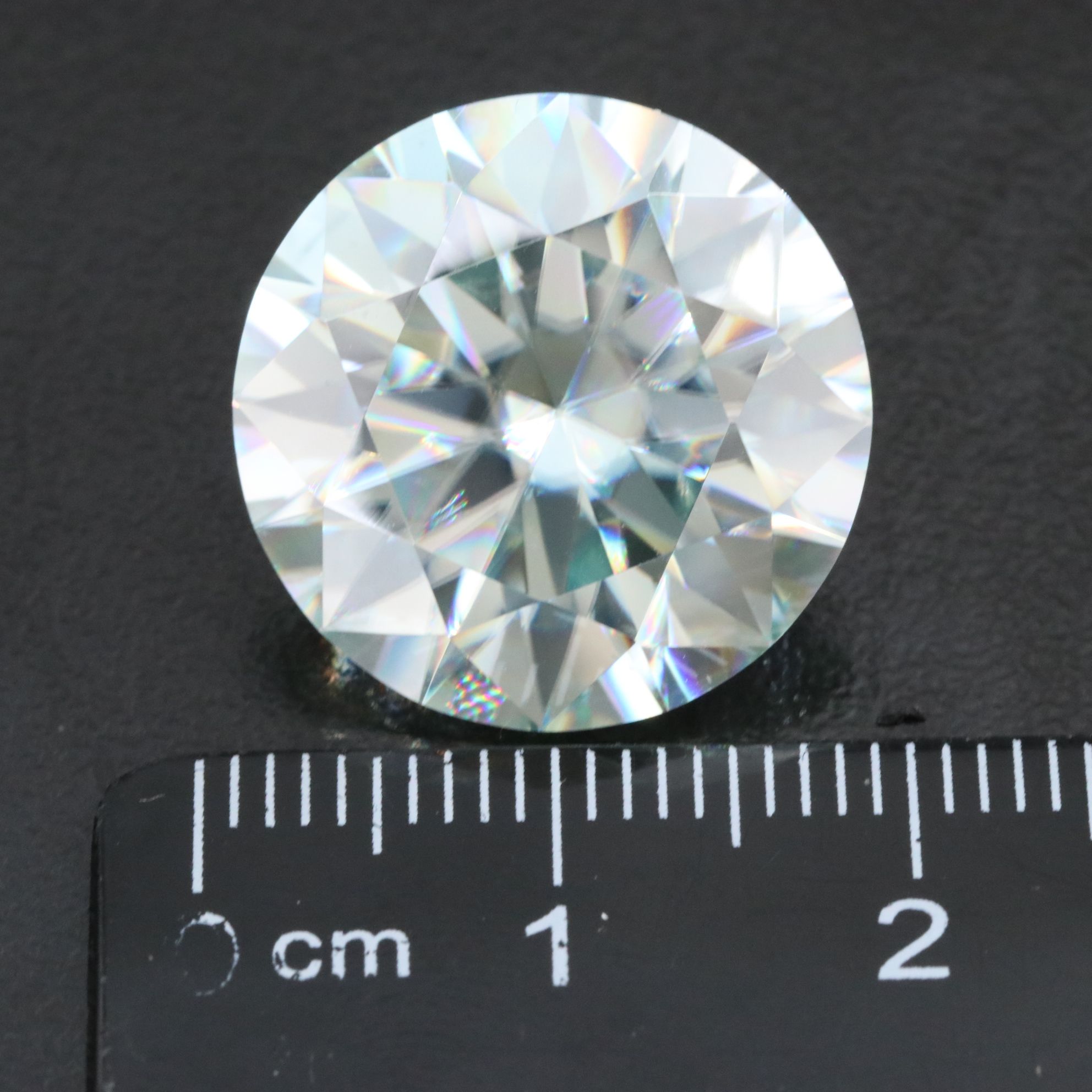 Loose 19.72 CT Moissanite
