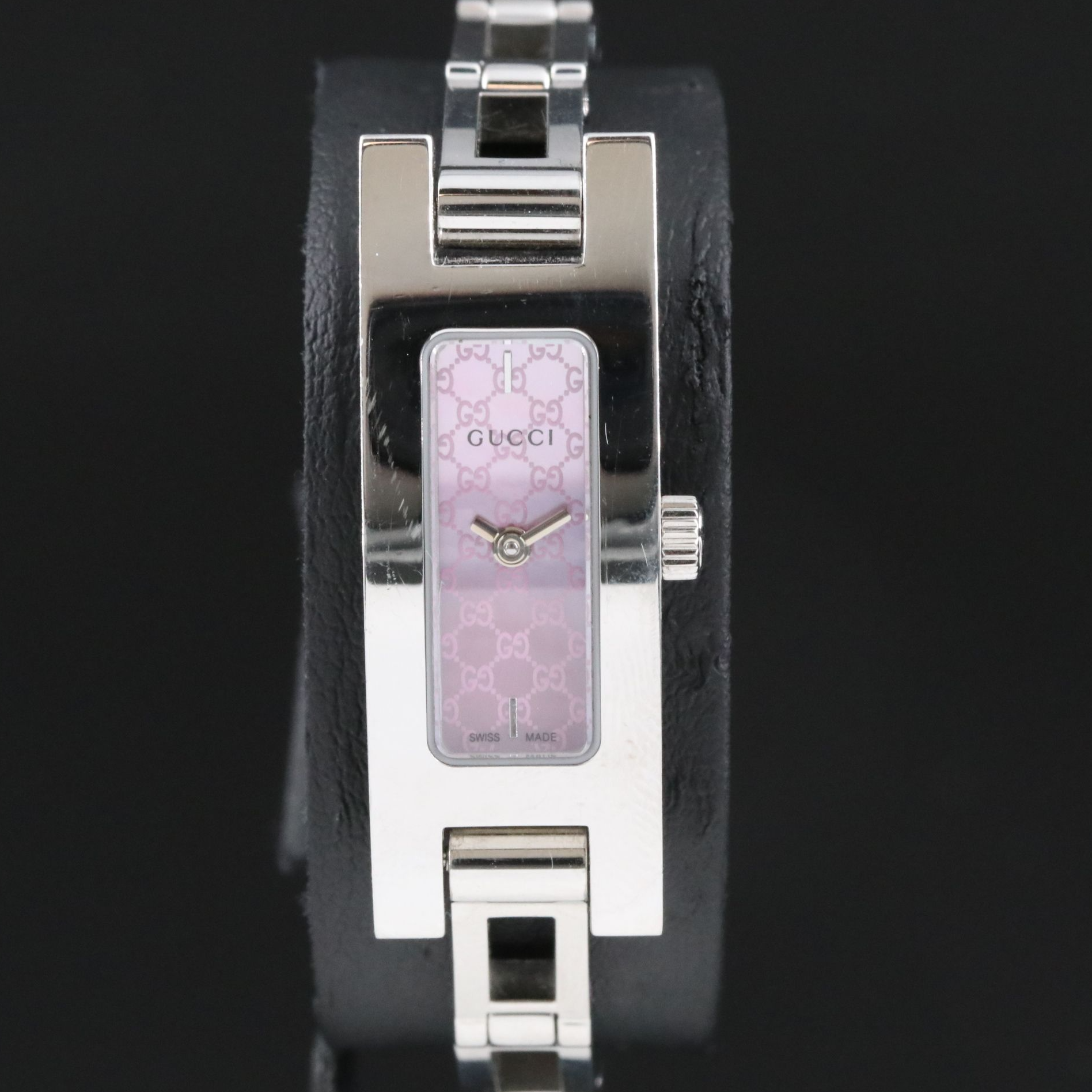 Gucci 3900L Mother-of-Pearl Watch