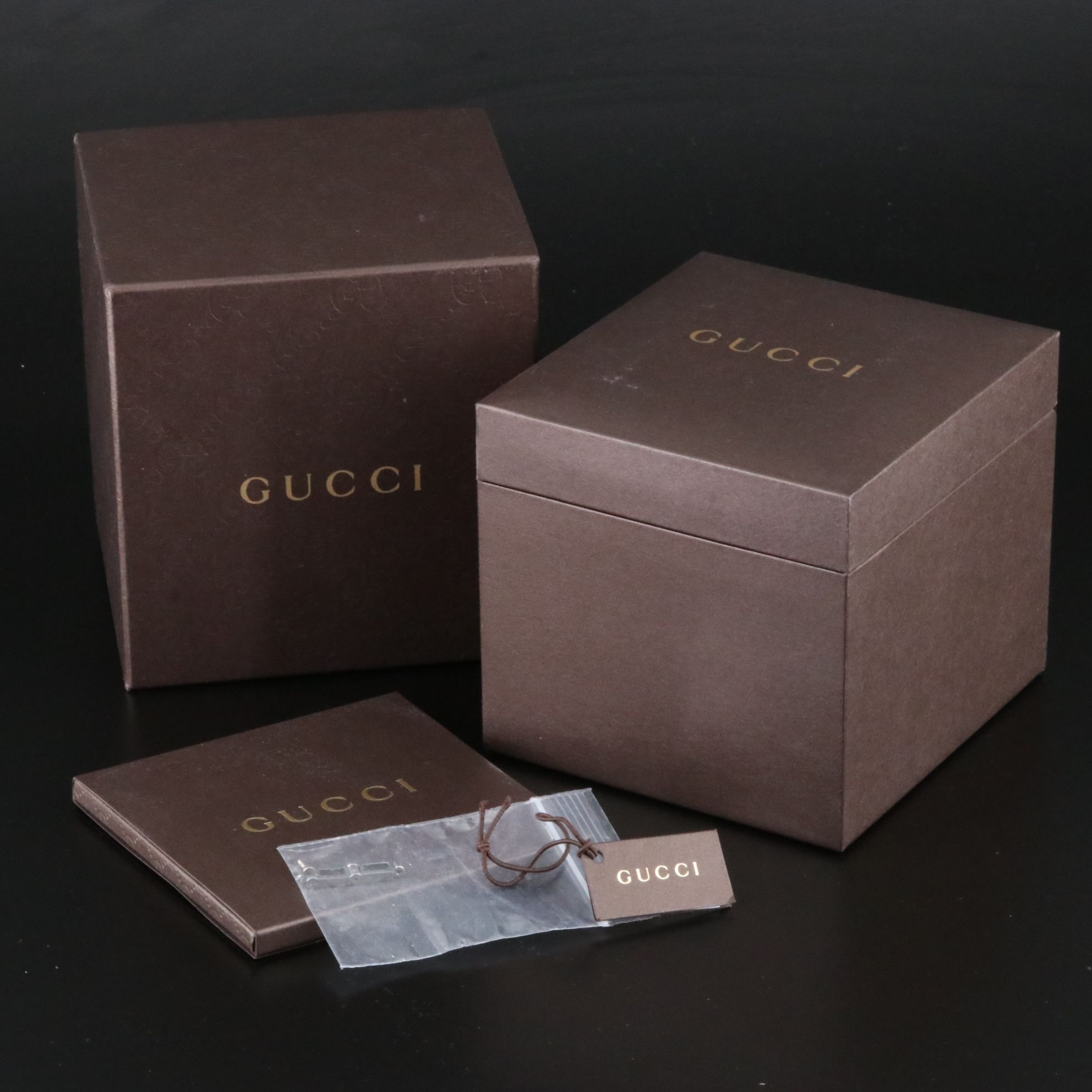 Gucci 3900L Mother-of-Pearl Watch