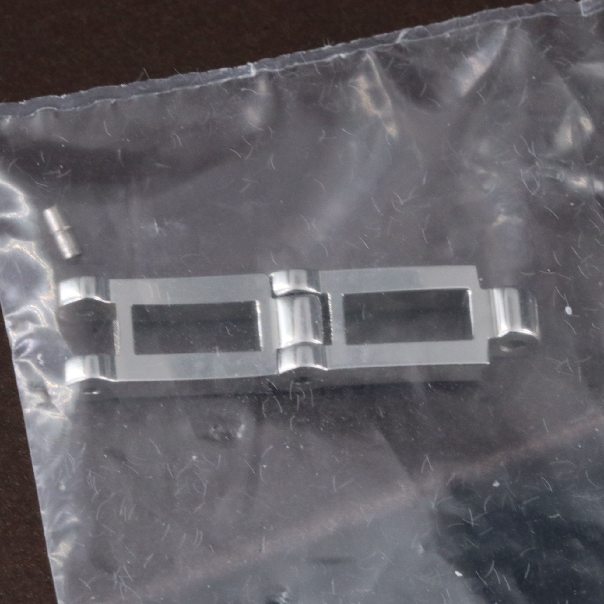 Gucci 3900L Mother-of-Pearl Watch