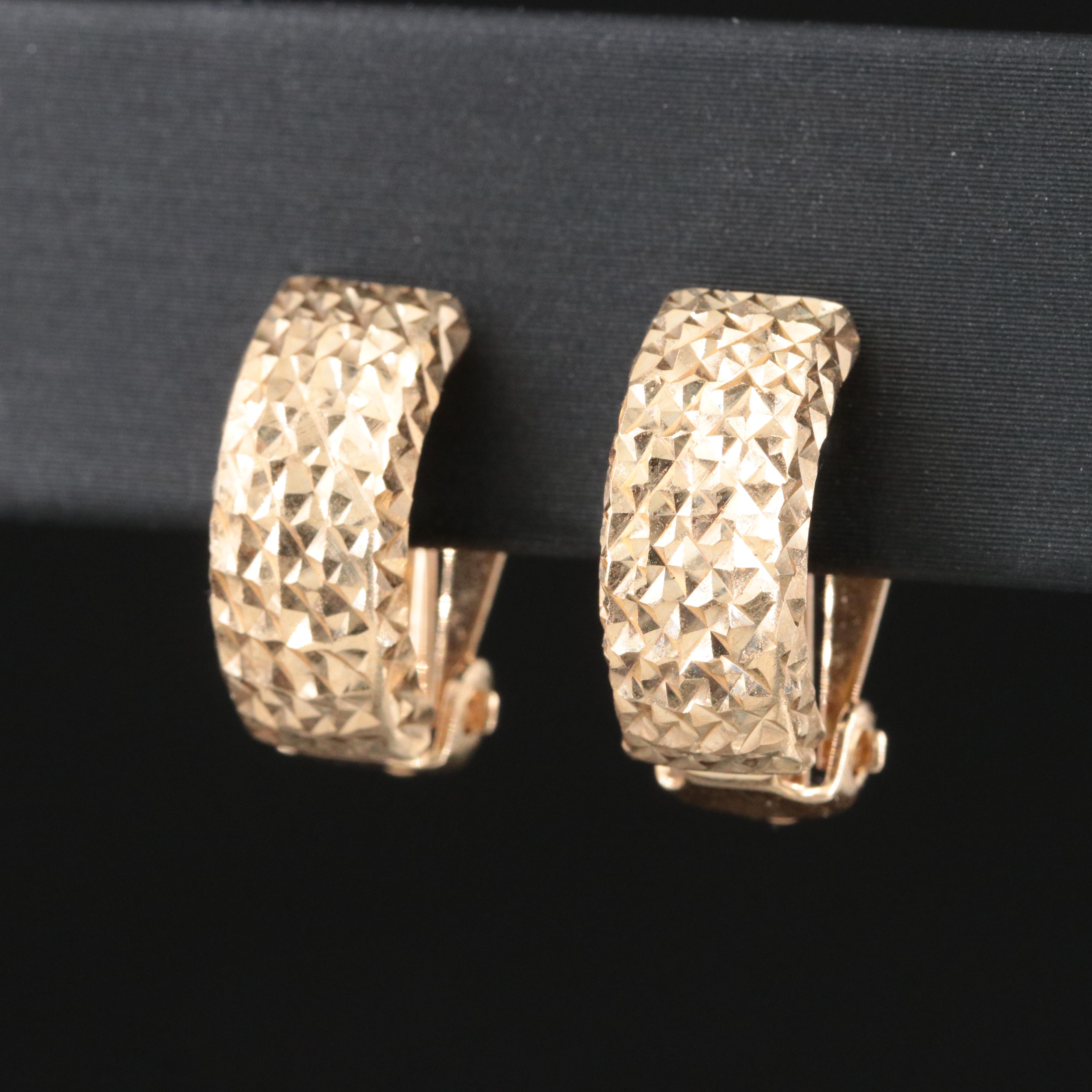 14K Diamond-Cut Style Earrings