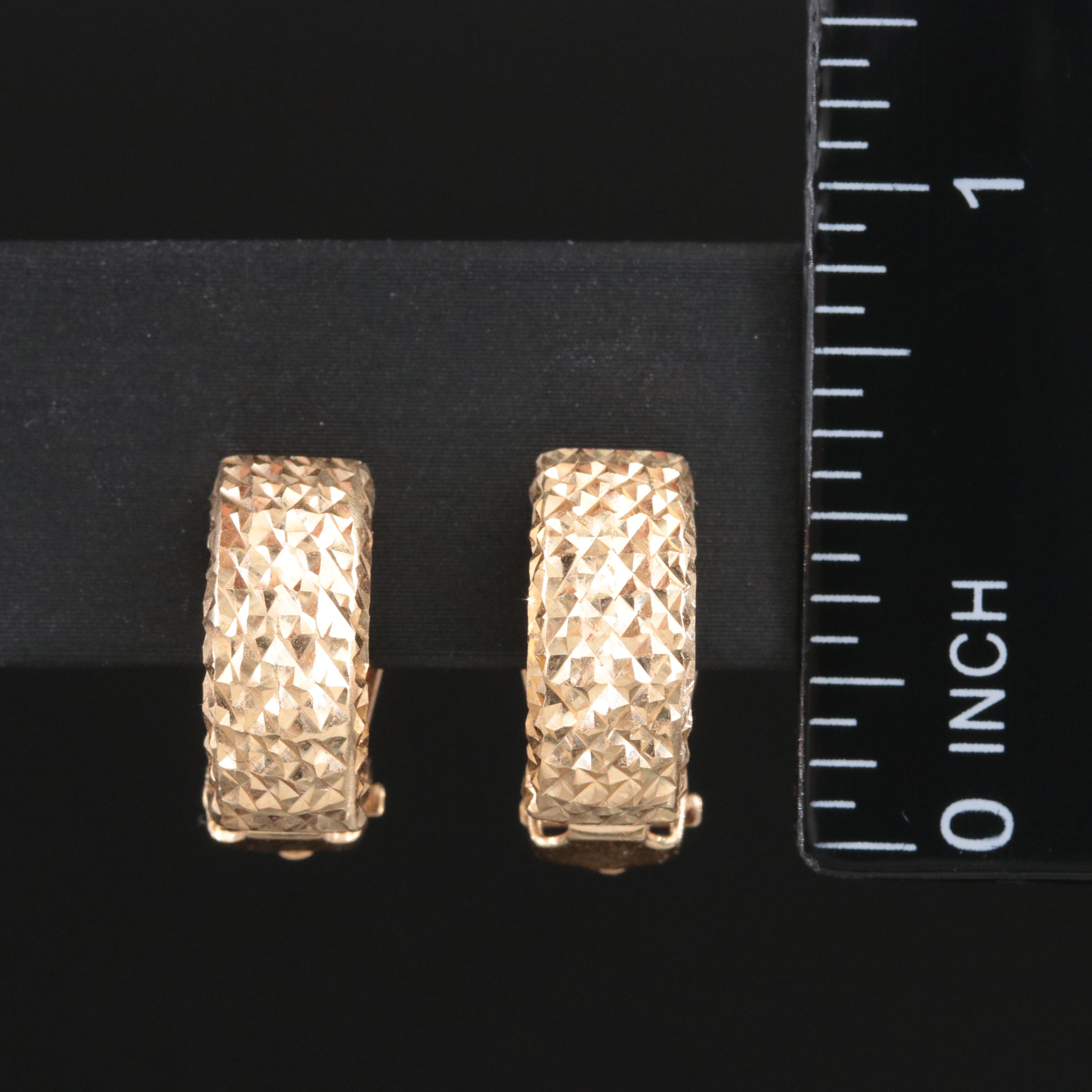 14K Diamond-Cut Style Earrings