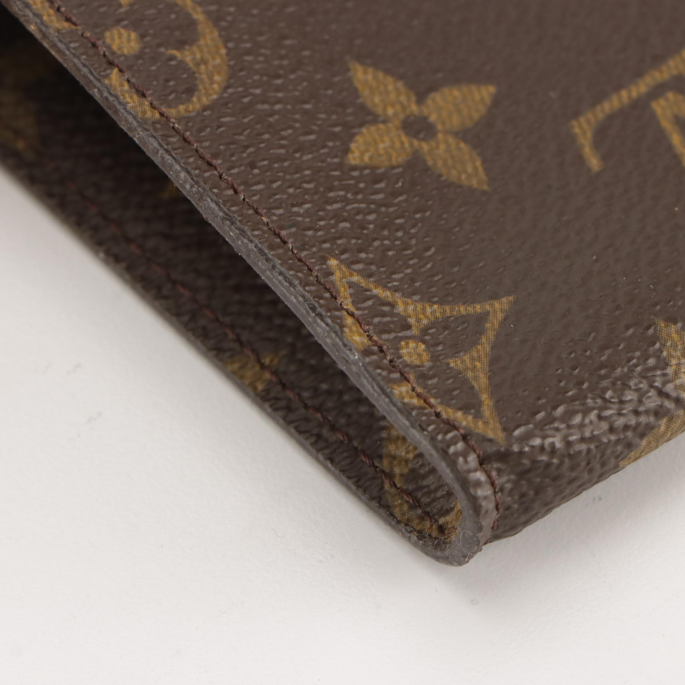 Louis Vuitton Bucket Bag Pouch in Monogram Canvas