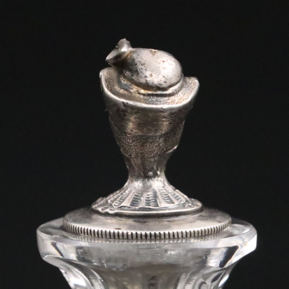 English Sterling Silver and Cut Glass Cayenne Pepper Bottle, 1909