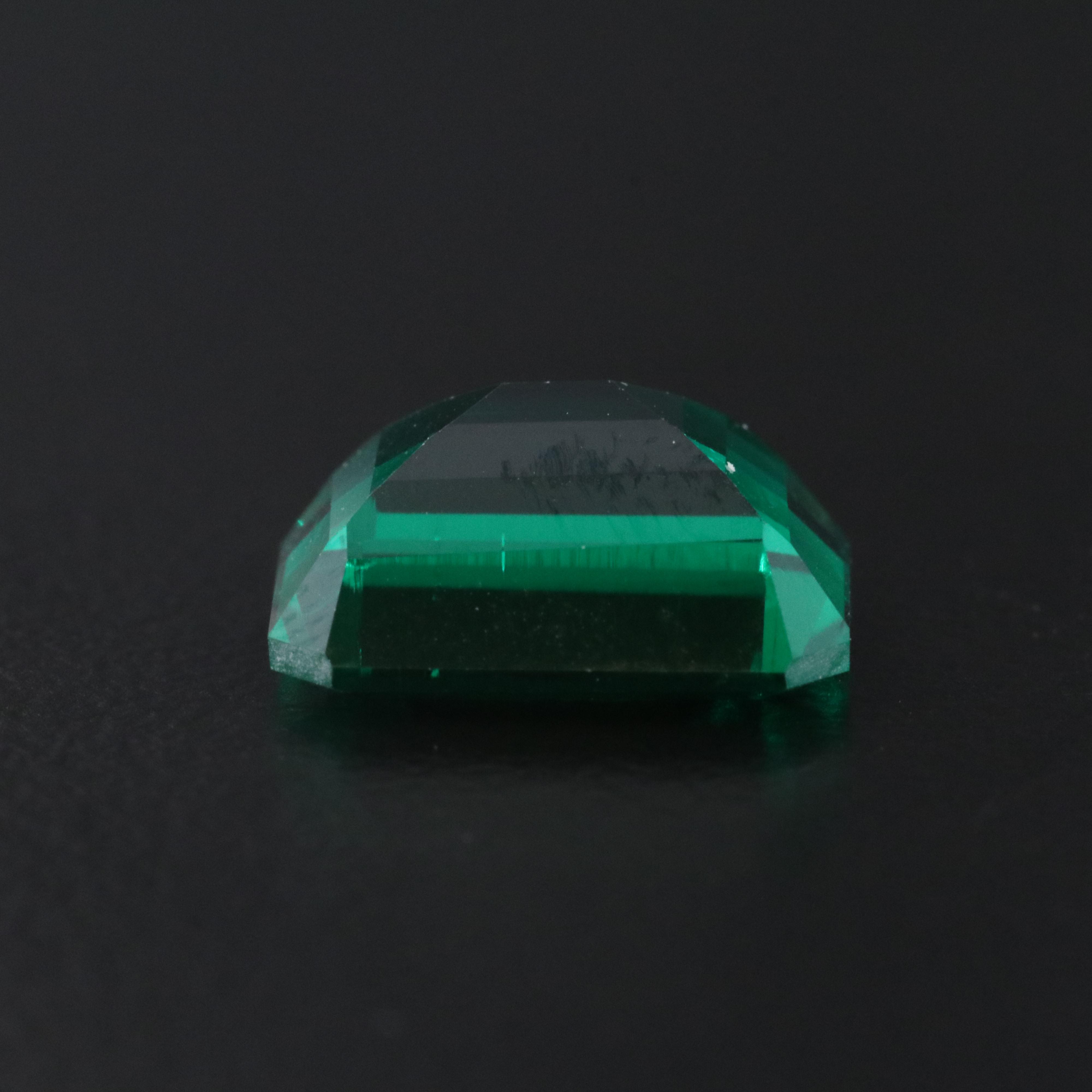 Loose 4.01 CT Lab Grown Emerald