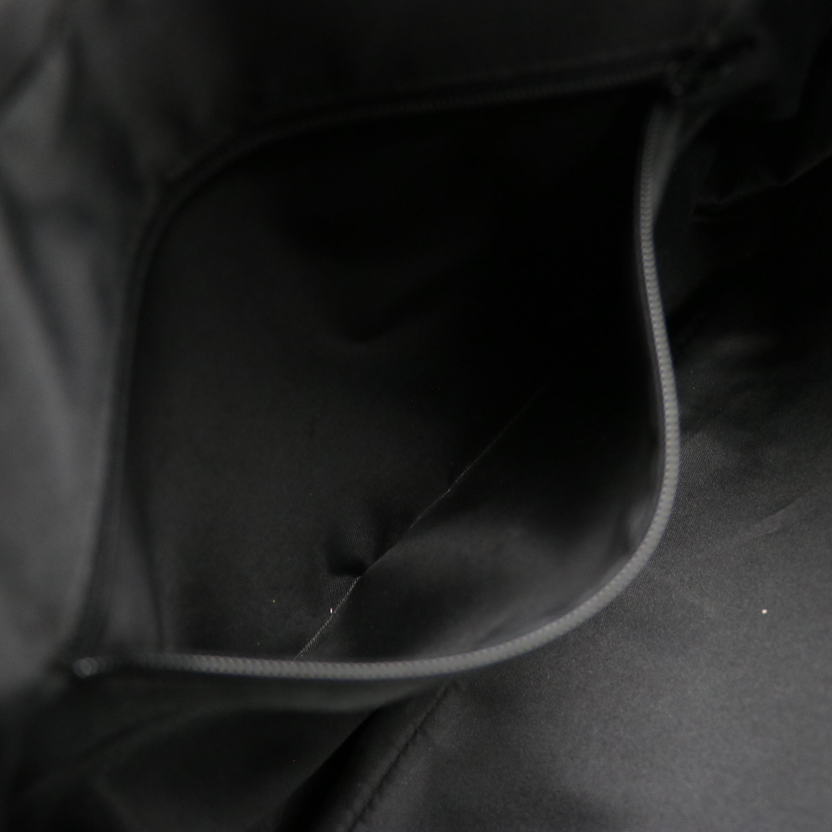 Burberry Shoulder Bag in Red and Black Nova Check Nylon