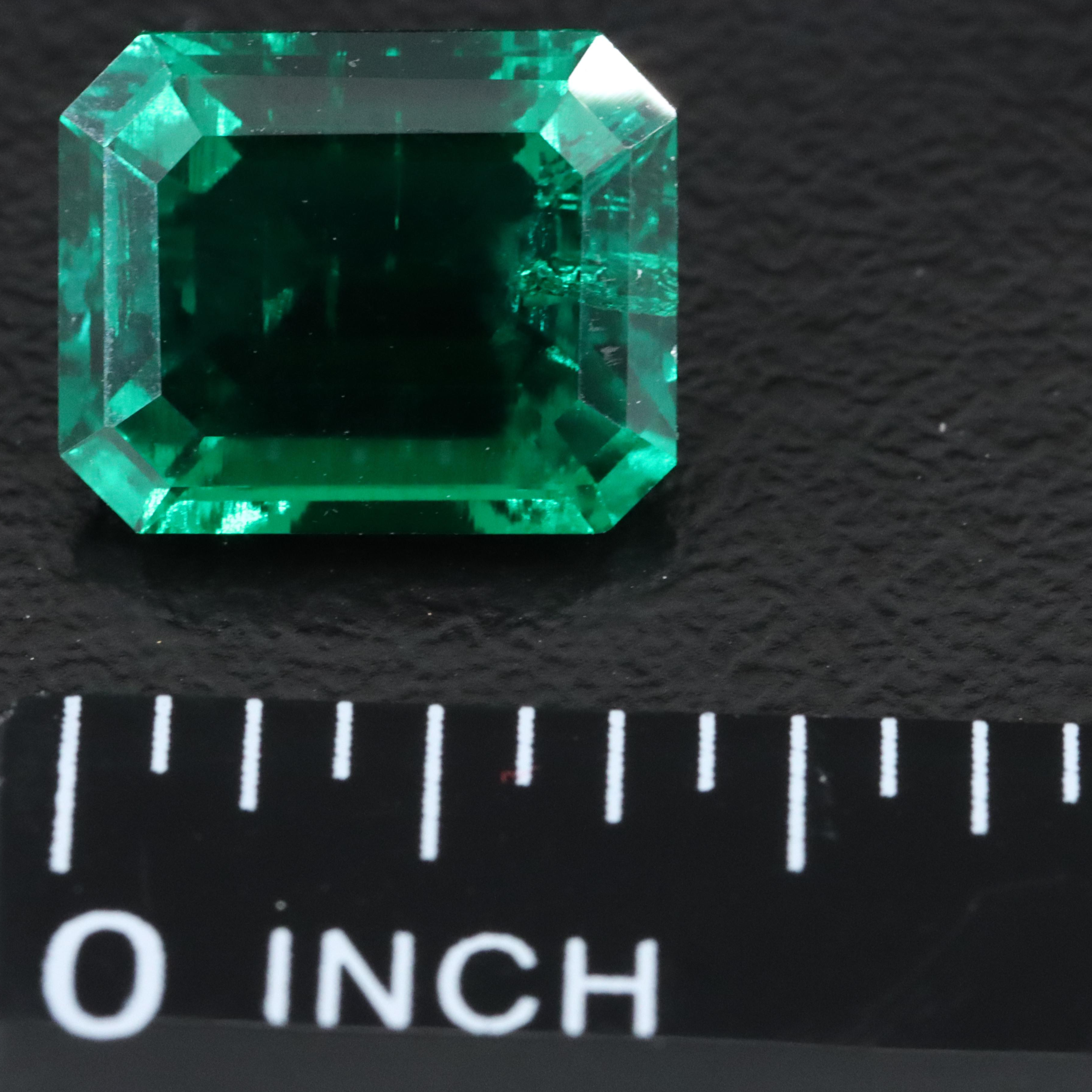 Loose 4.24 CT Lab Grown Emerald