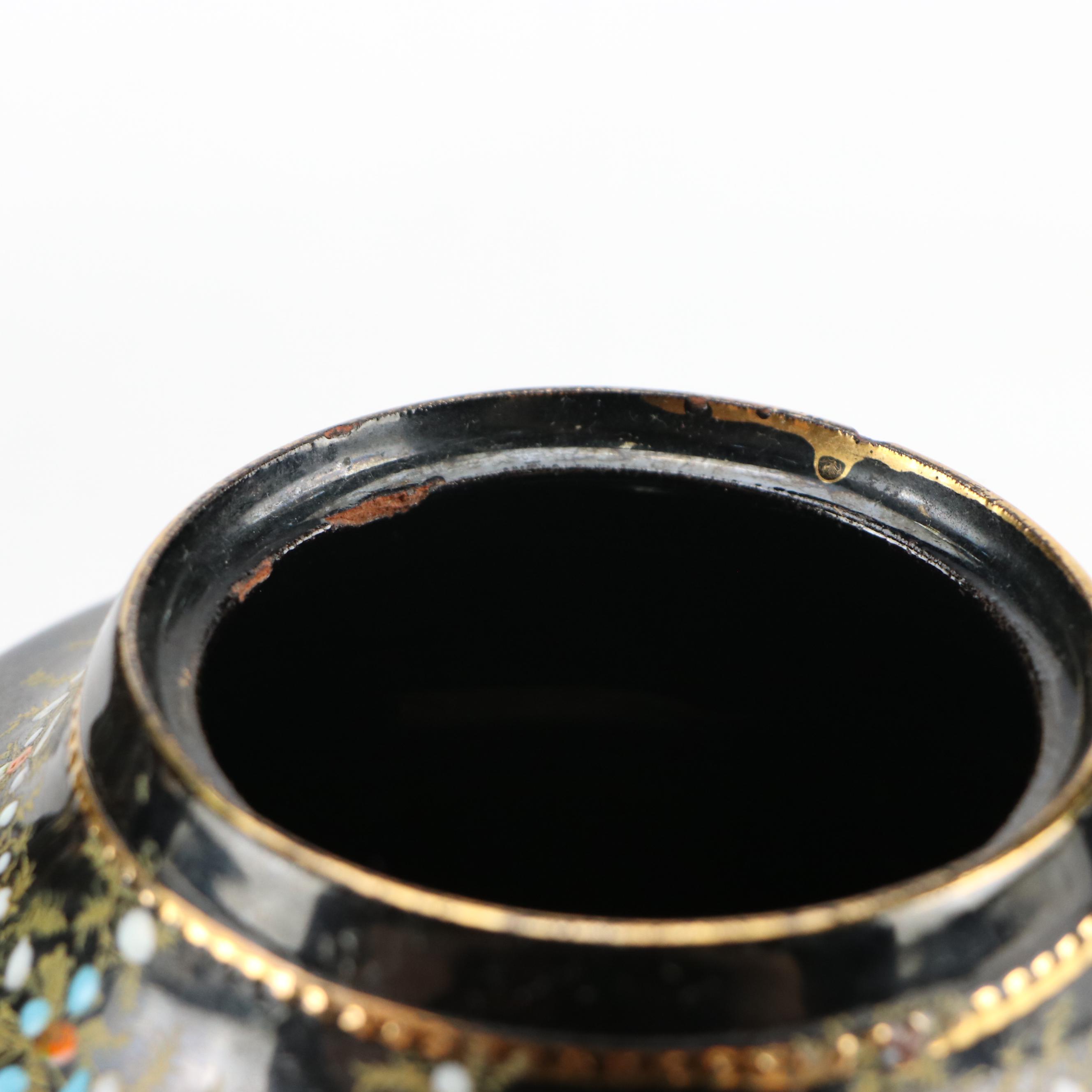 Phoenix Floral Moriage Ceramic Teapots