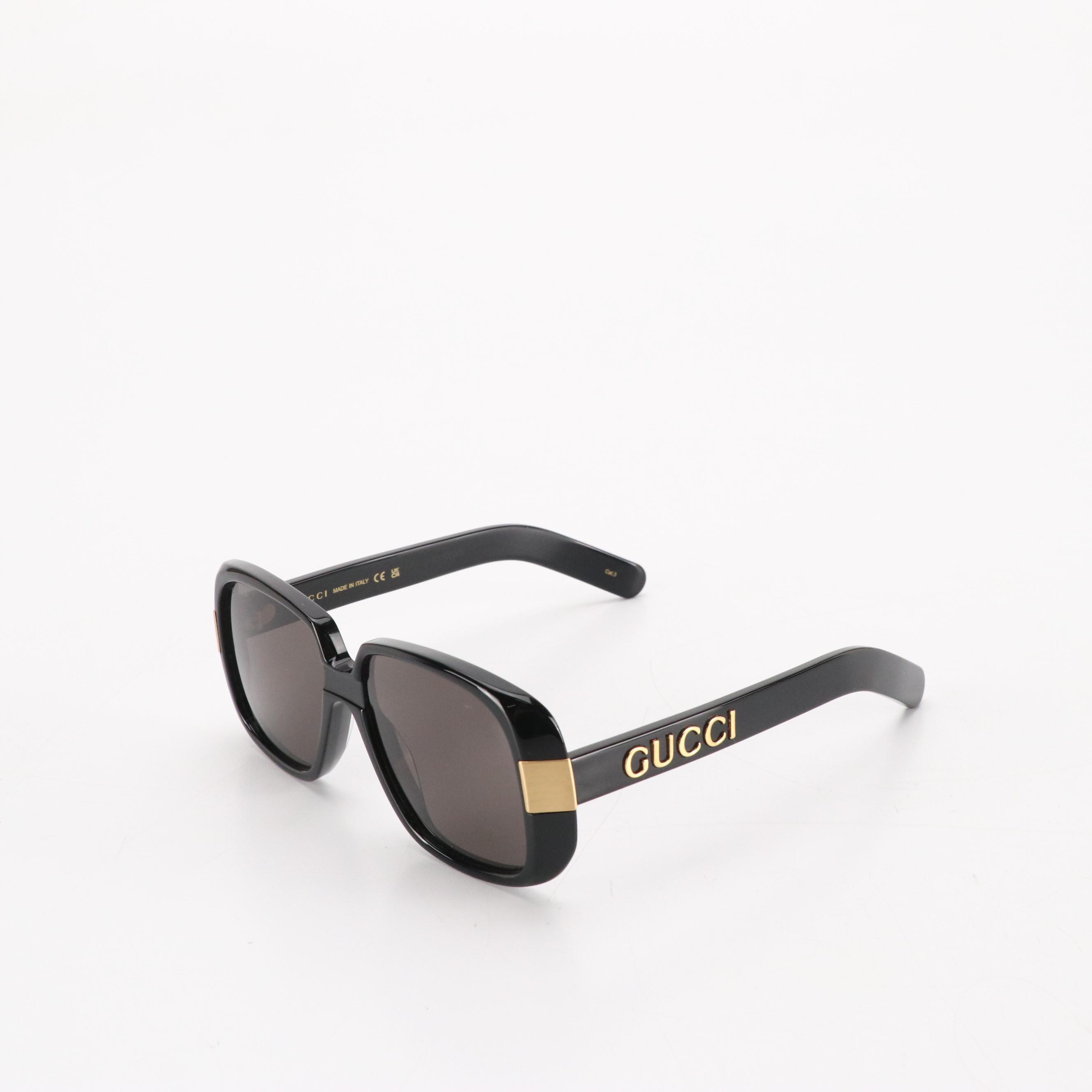 Gucci GG0318S Black Pilot Framed Chain Link Accented Sunglasses and Case