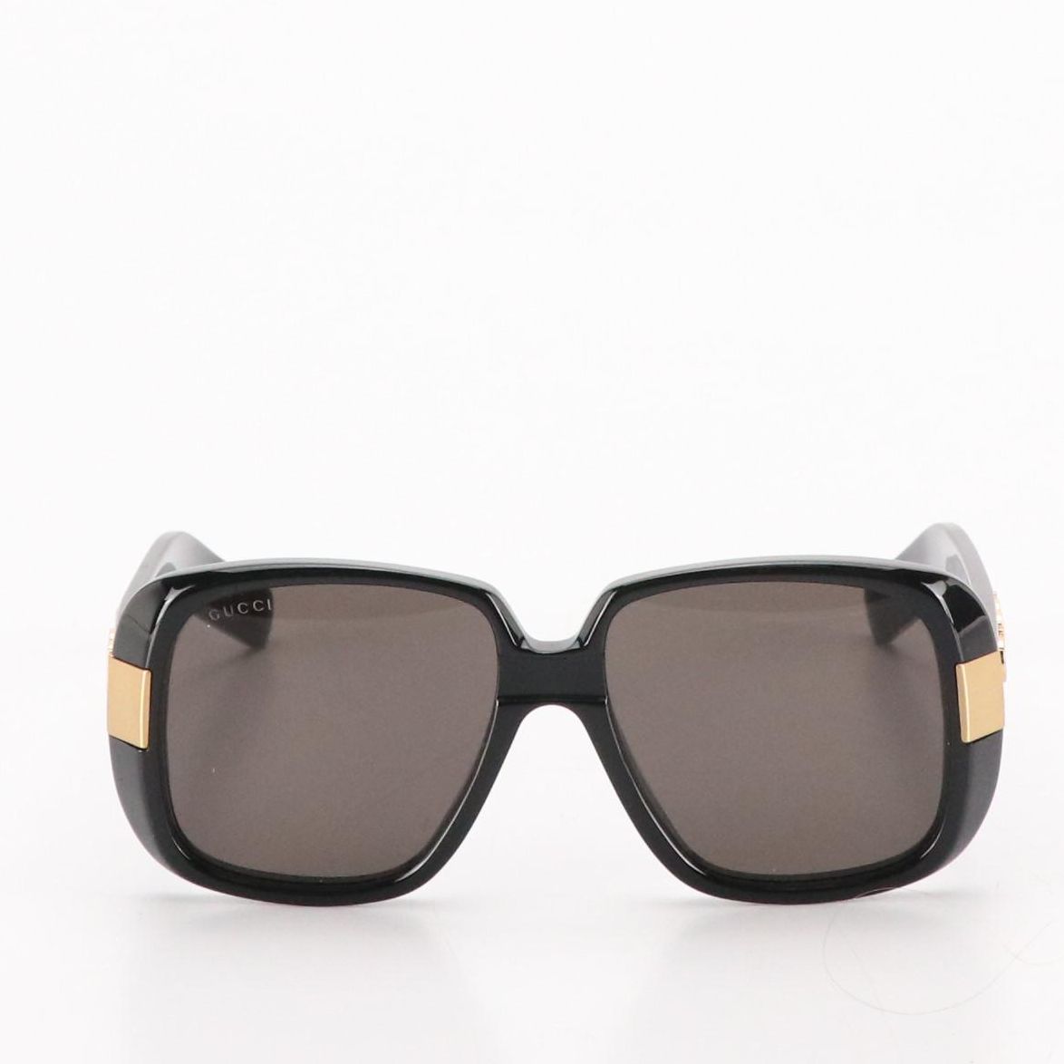 Gucci GG0318S Black Pilot Framed Chain Link Accented Sunglasses and Case