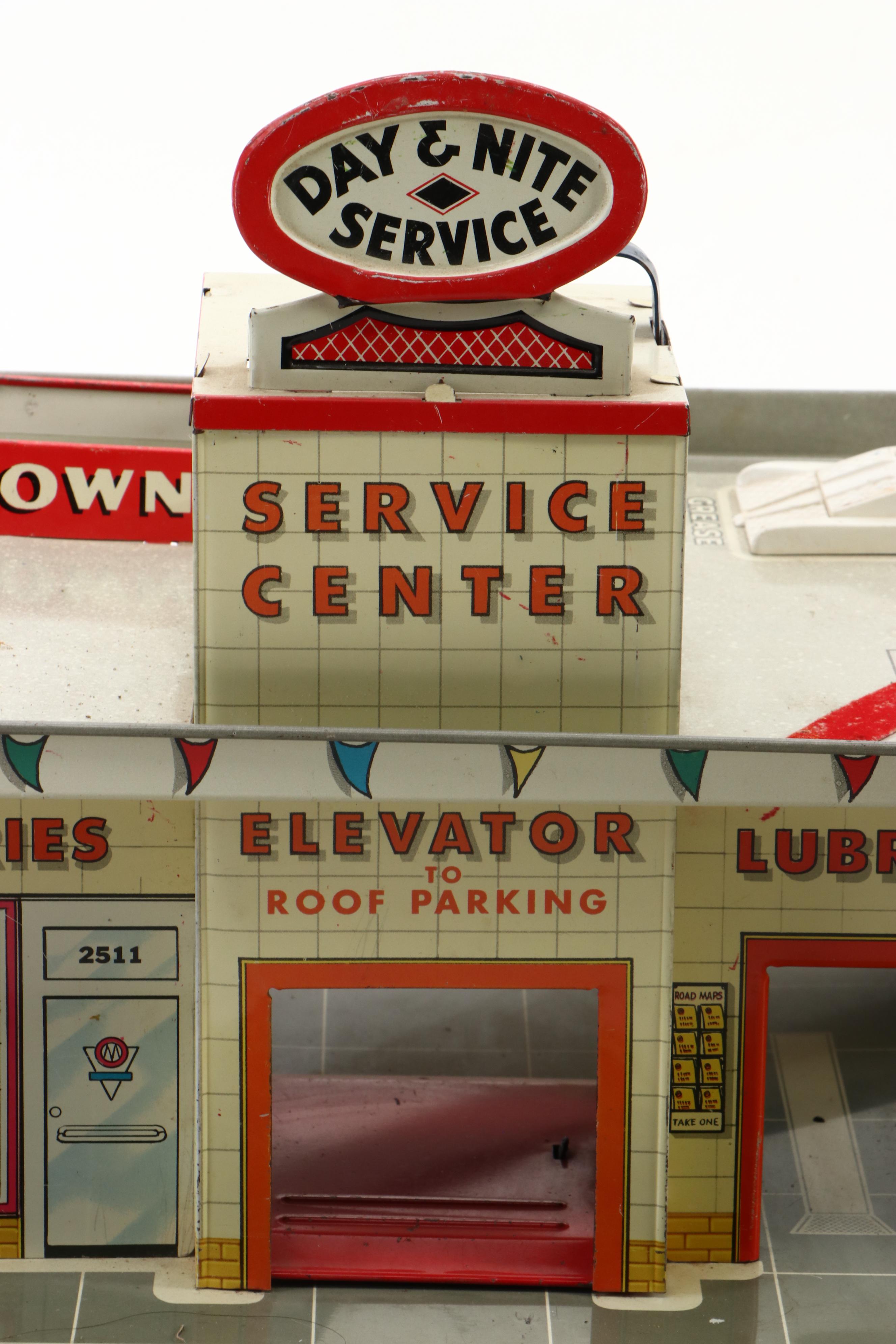 Marx Tin Litho Day & Nite Service Station with Remco Mr. Kelly's Car Wash Toy