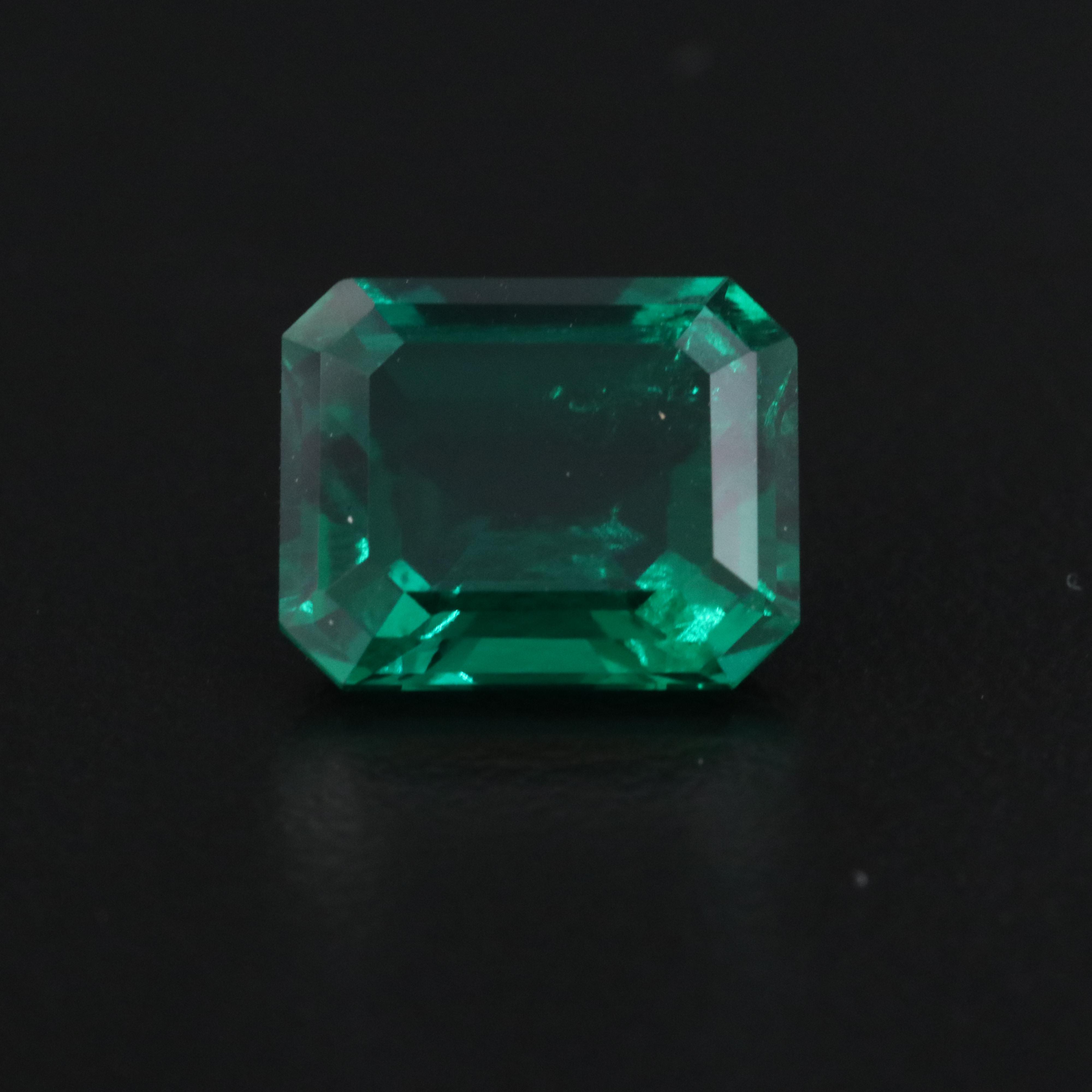 Loose 4.09 CT Lab Grown Emerald