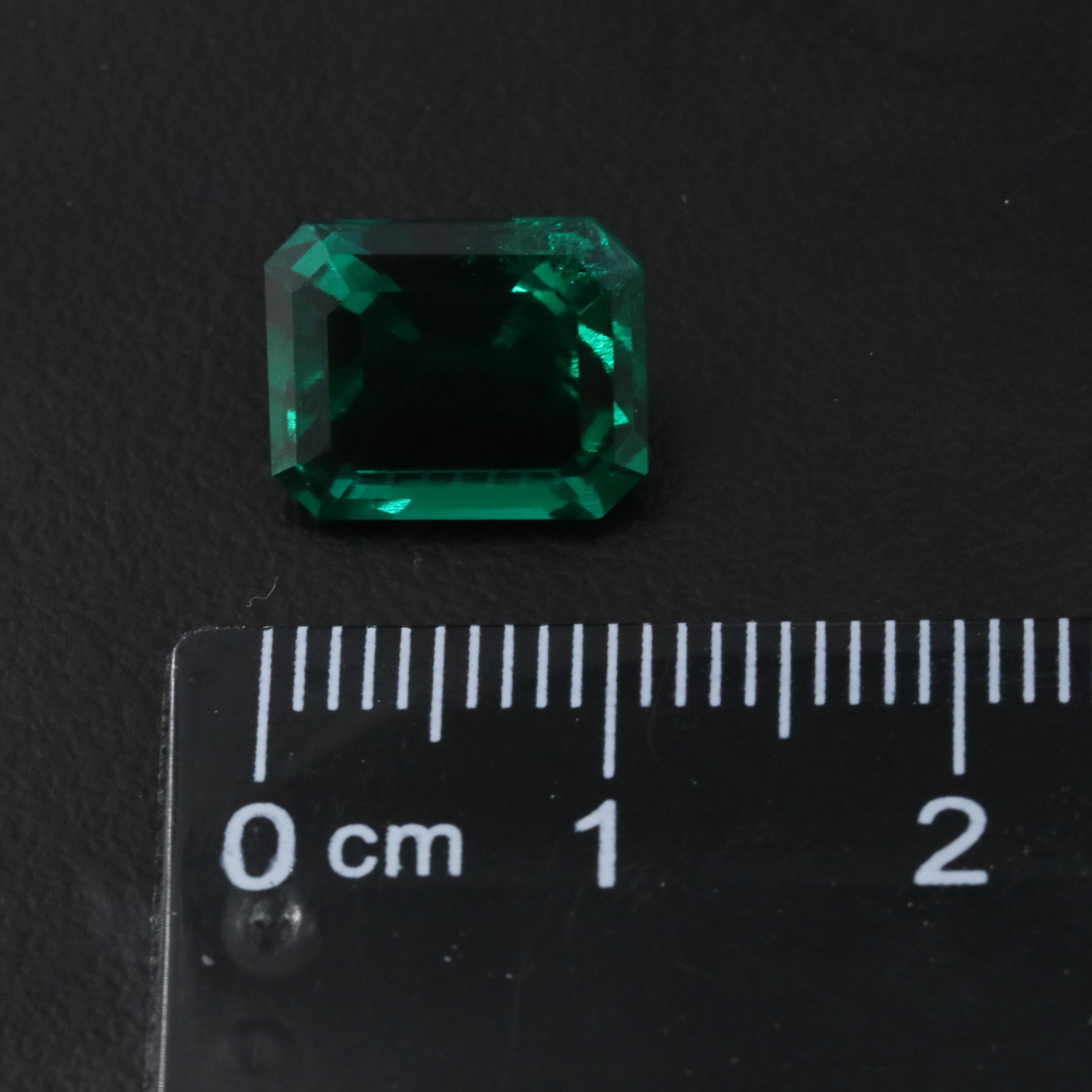 Loose 4.09 CT Lab Grown Emerald