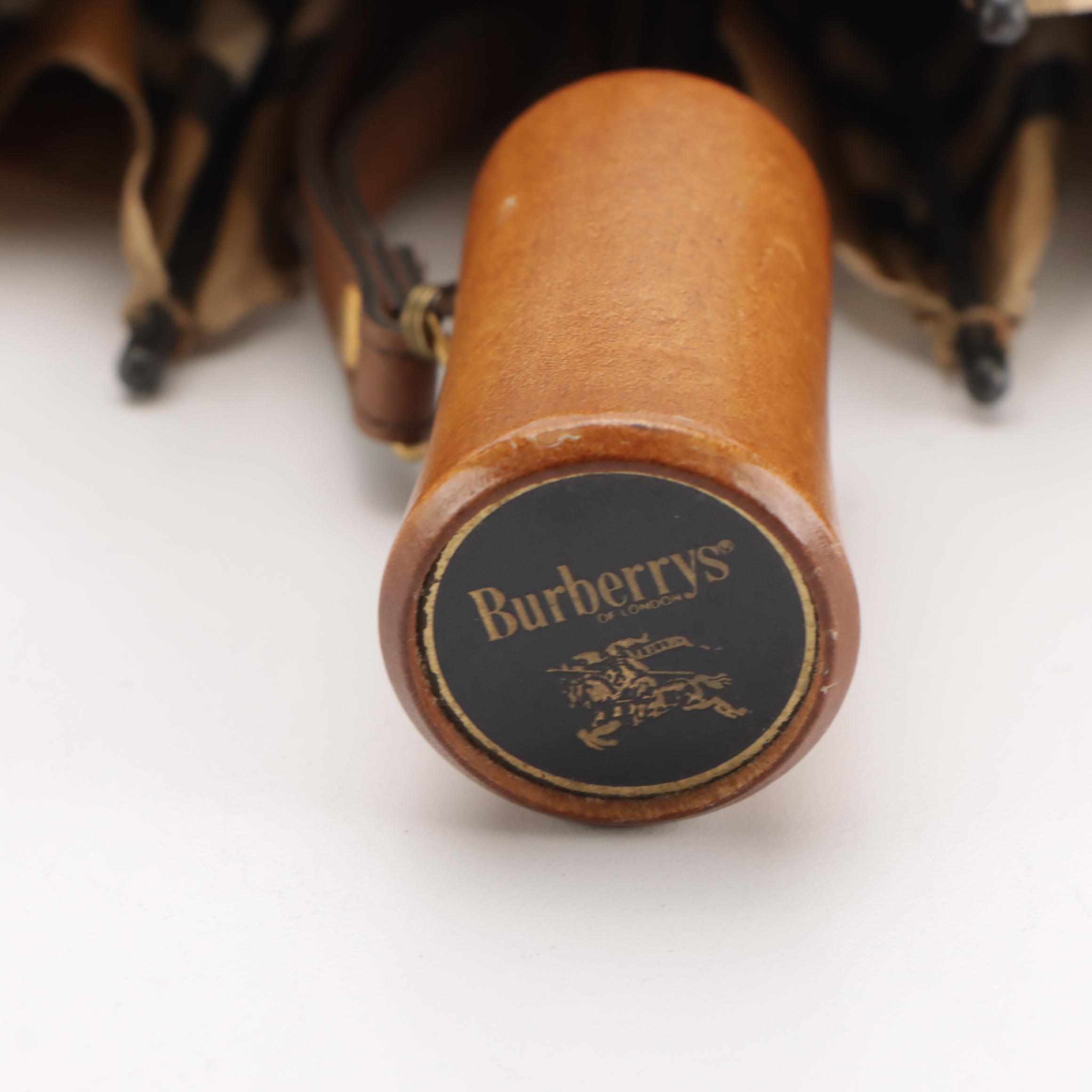 Burberrys Vintage House Check Nylon Umbrella with Wooden Handle