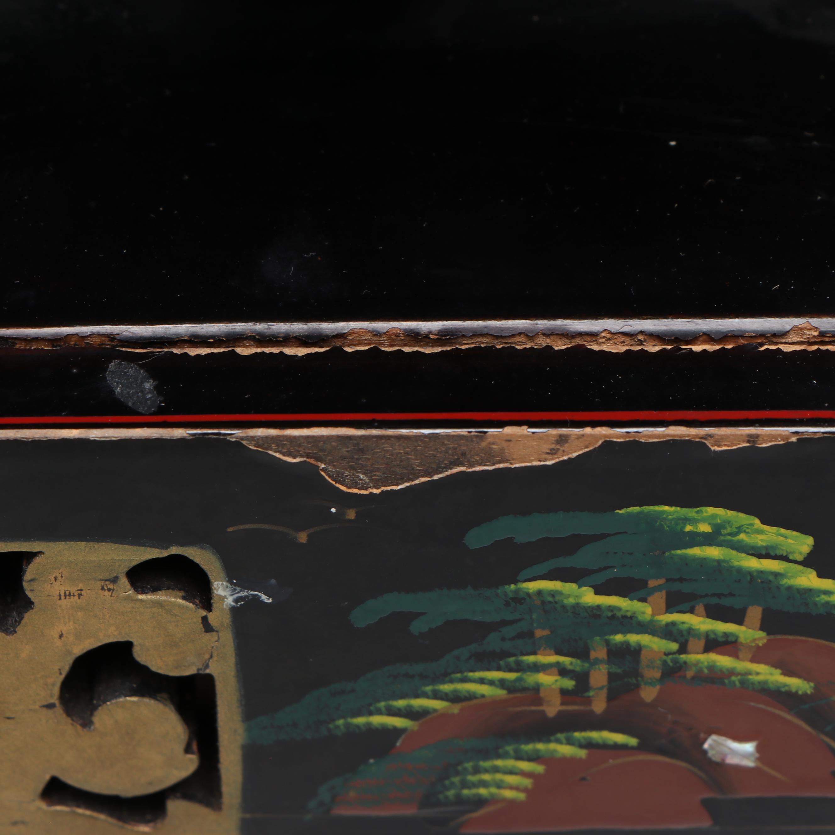 Japanese Black Lacquer Sake Barrel Music Box