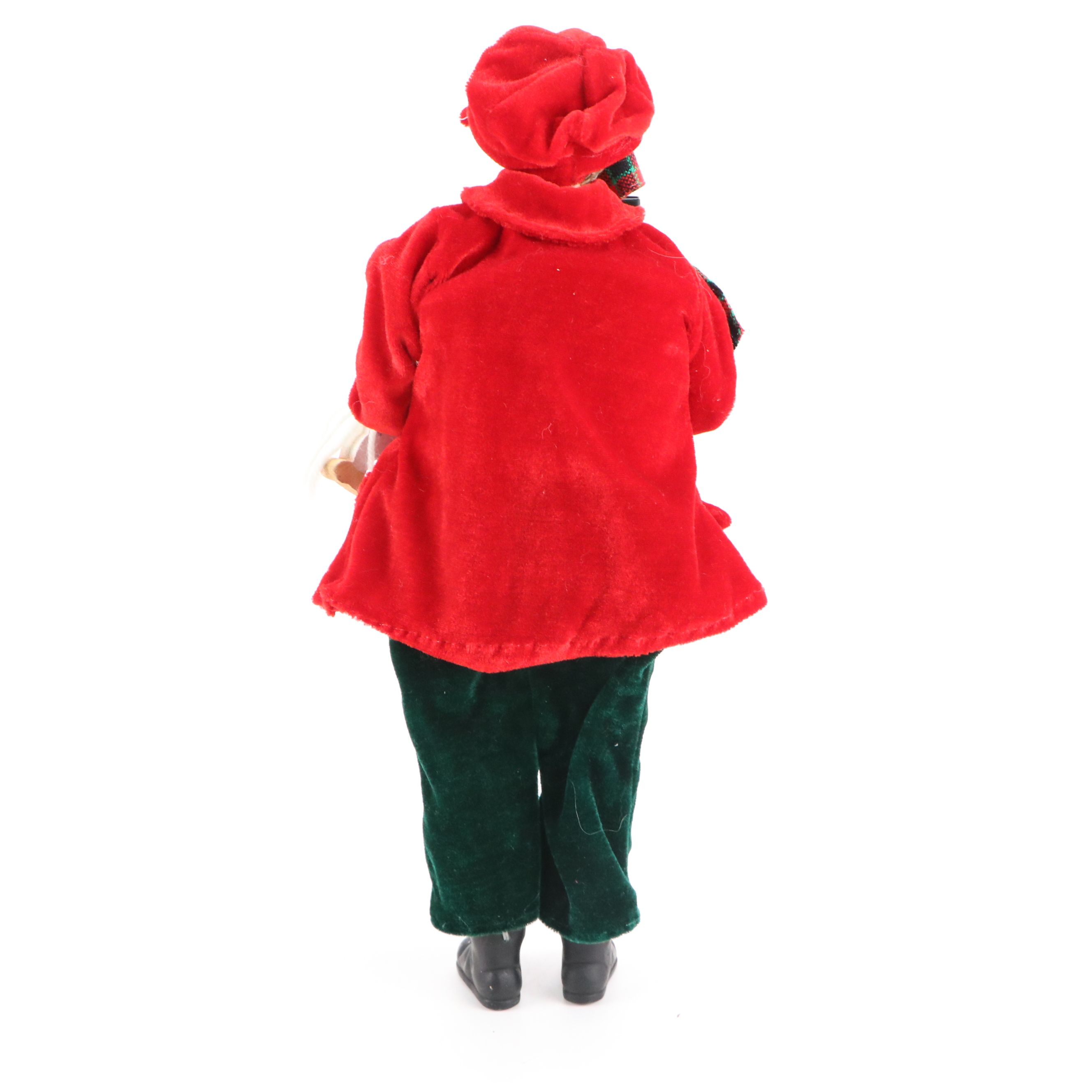 Victorian Style Christmas Carolers