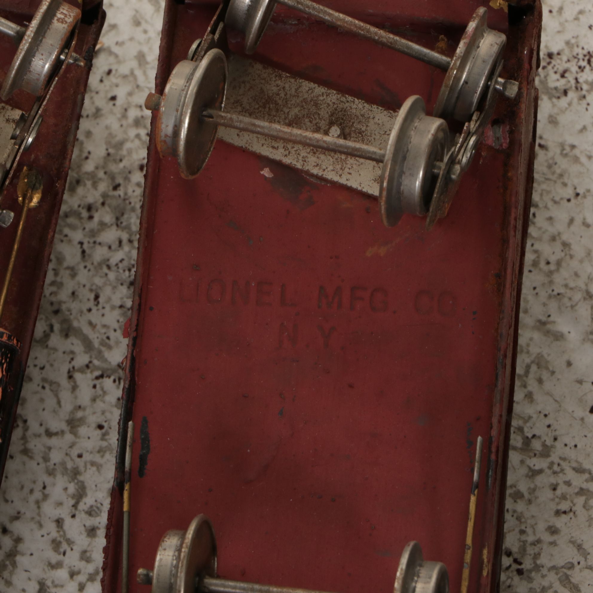 Lionel "G" Gauge Train Cars, Track and "Trainmaster" Transformer