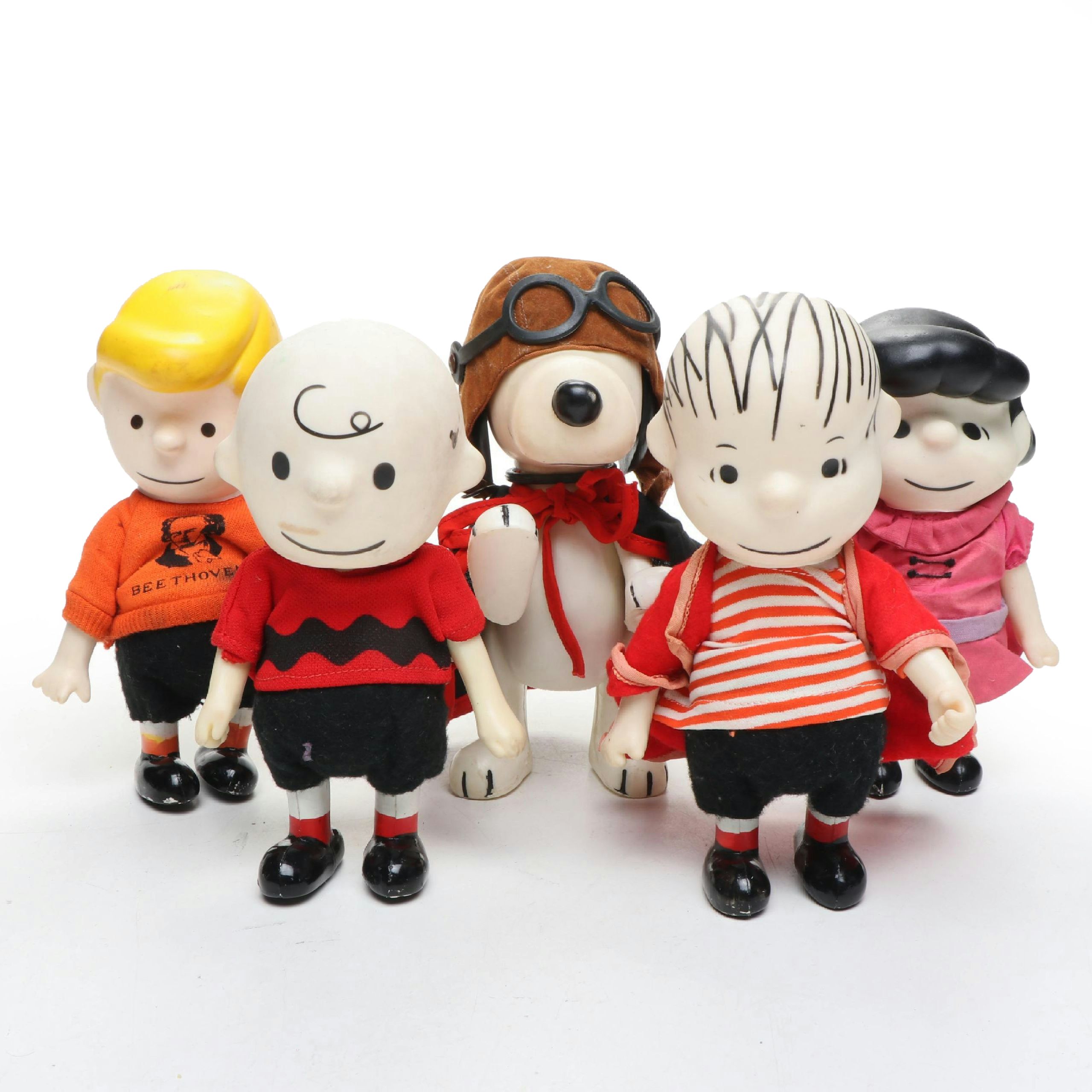 Boucher Associates Charlie Brown, Snoopy, Lucy, and Others Peanuts Pocket Dolls