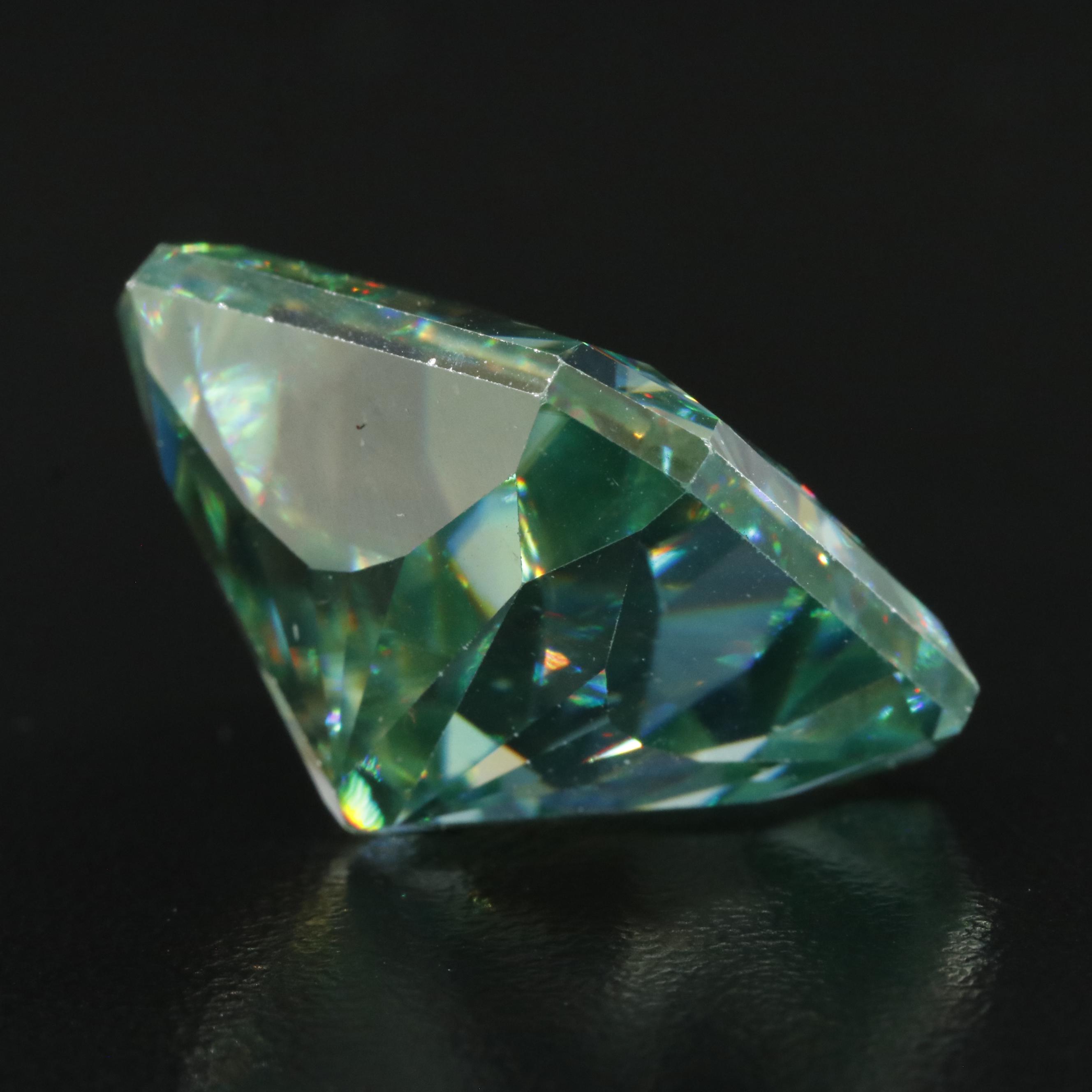 Loose 39.53 CT Moissanite