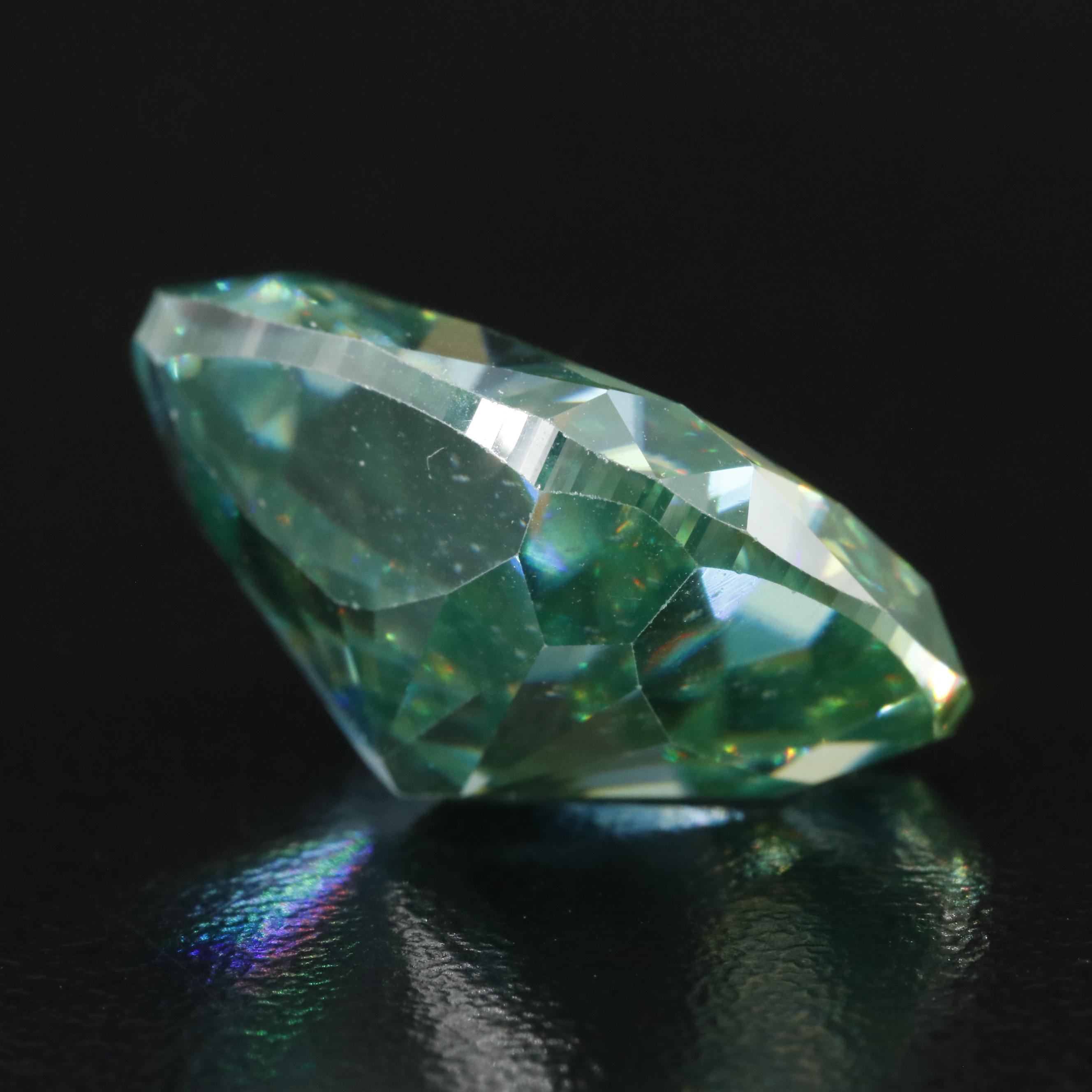 Loose 19.85 CT Moissanite