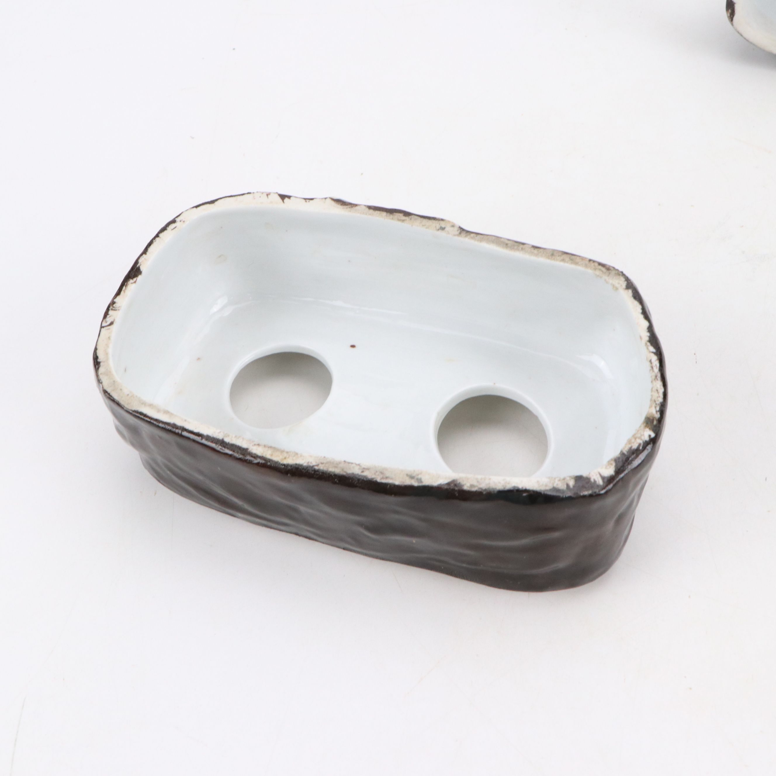 German Victorian Porcelain Figural Inkwell, Mid to Late 19th Century