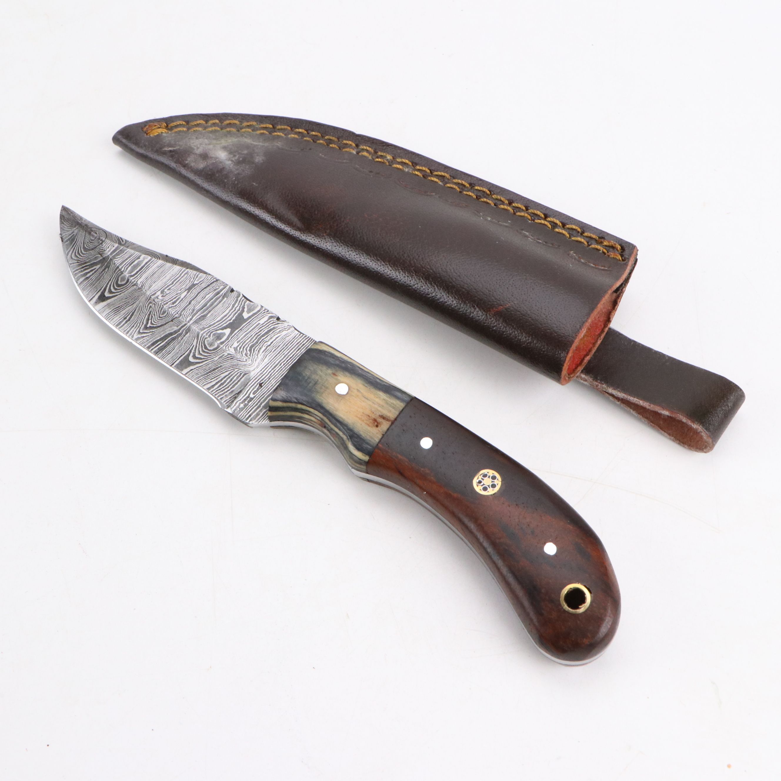 Damascus Steel Knives with Multicolor Handles