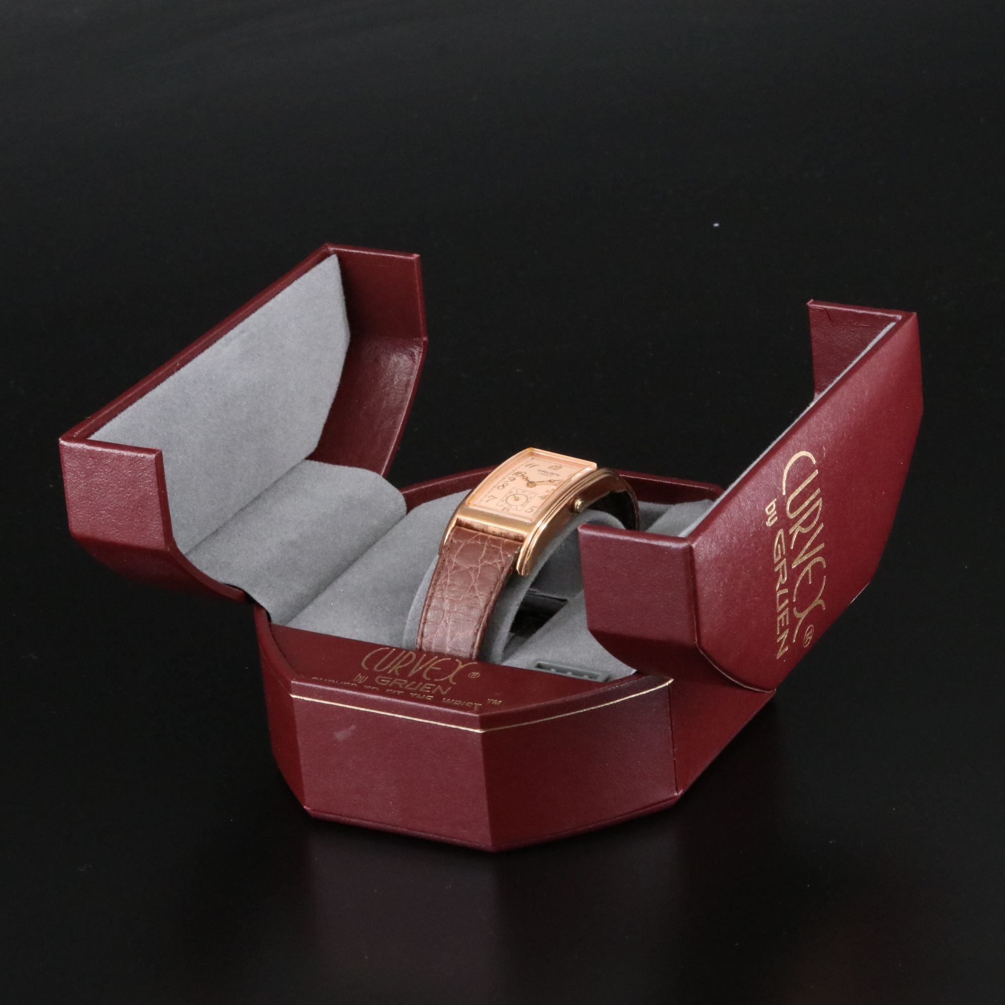 Gruen Curvex Quartz Watch