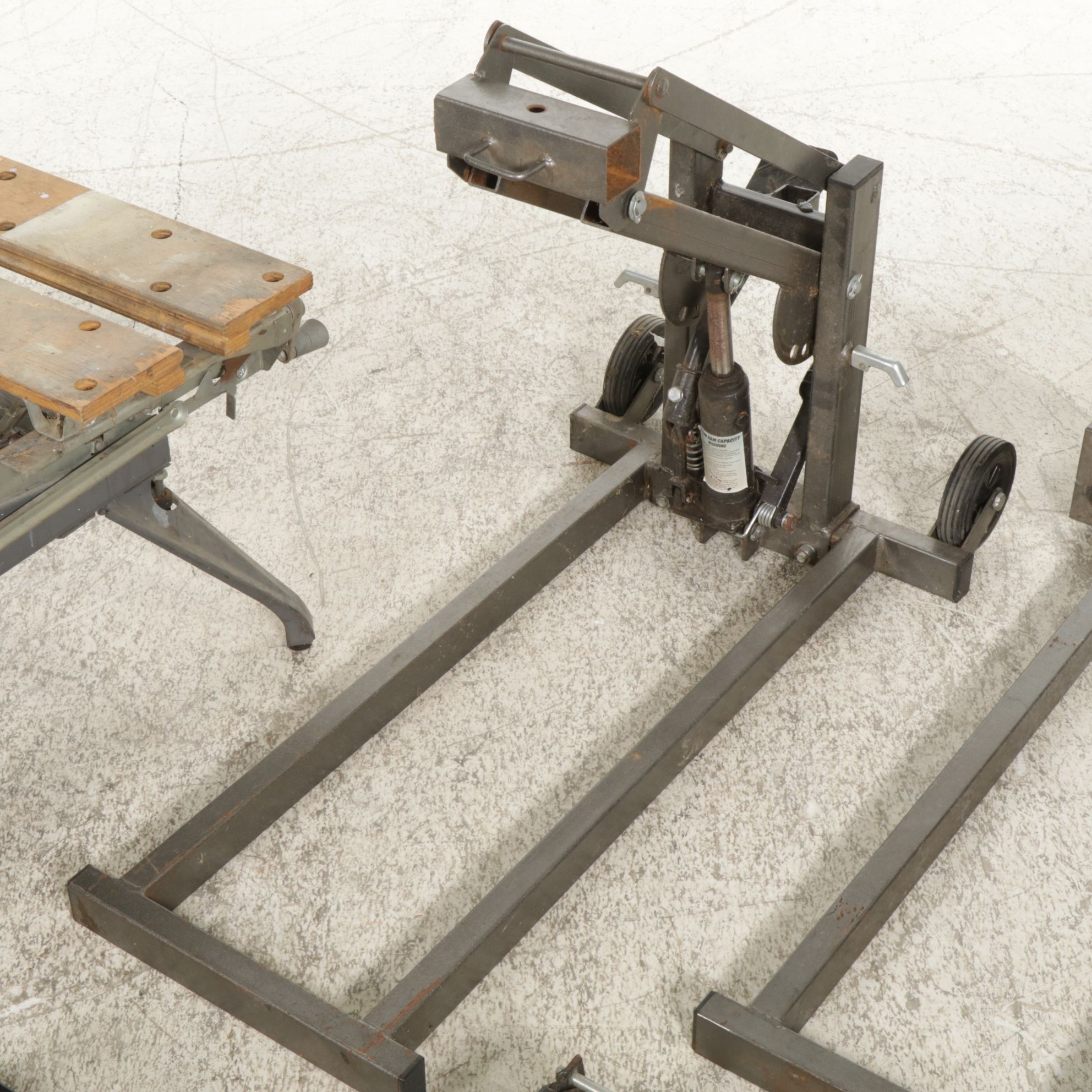 Pittsburgh 300 lb High-Lift Riding Mower Jacks, Pair, with Other Accessories