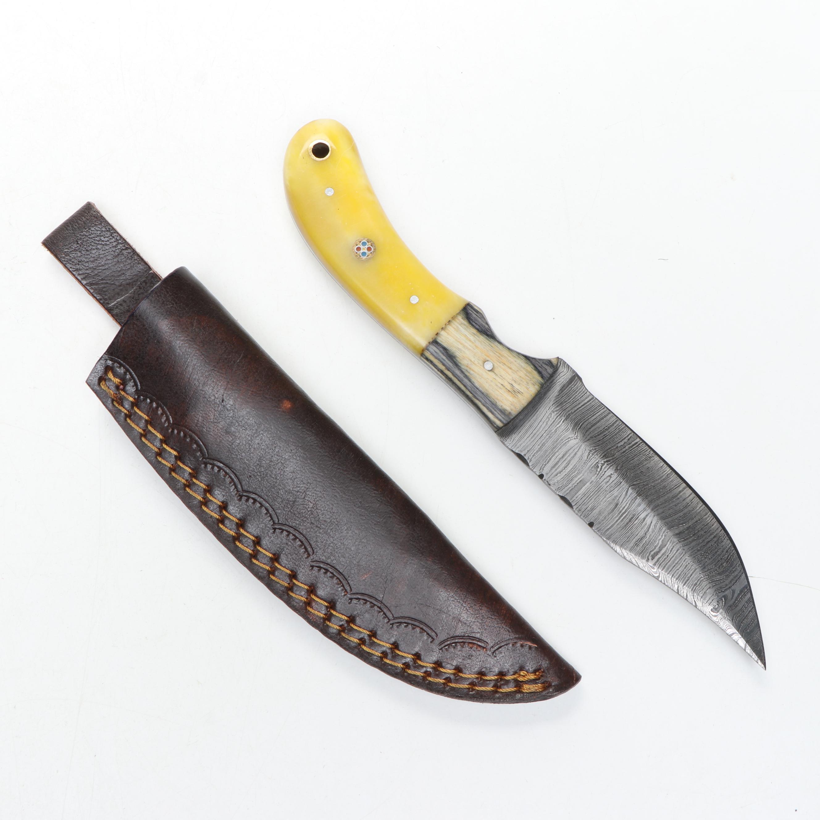 Damascus Steel Fixed Blade Knives with Leather Sheathes