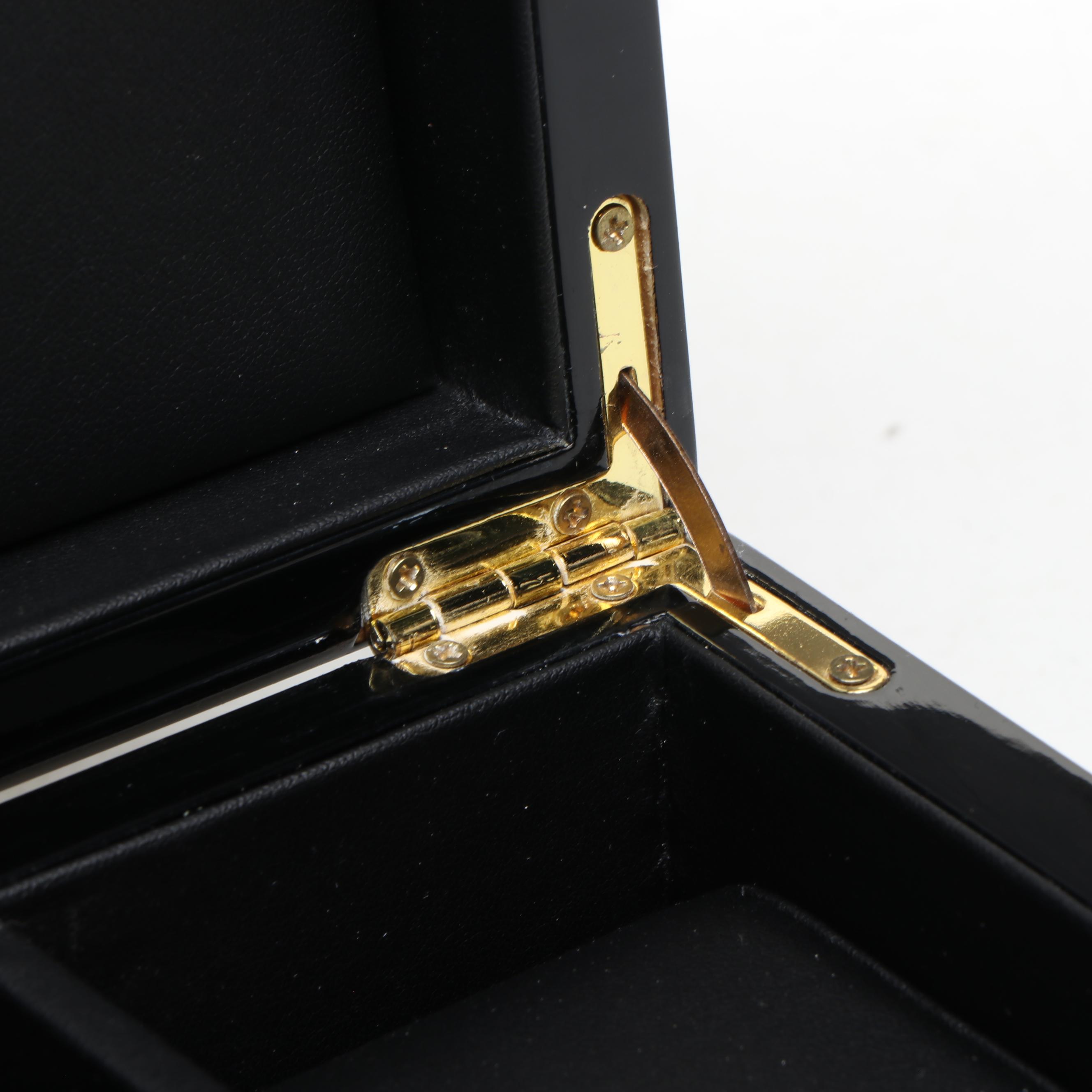 Wood Laminate and Other Contemporary Watch Cases