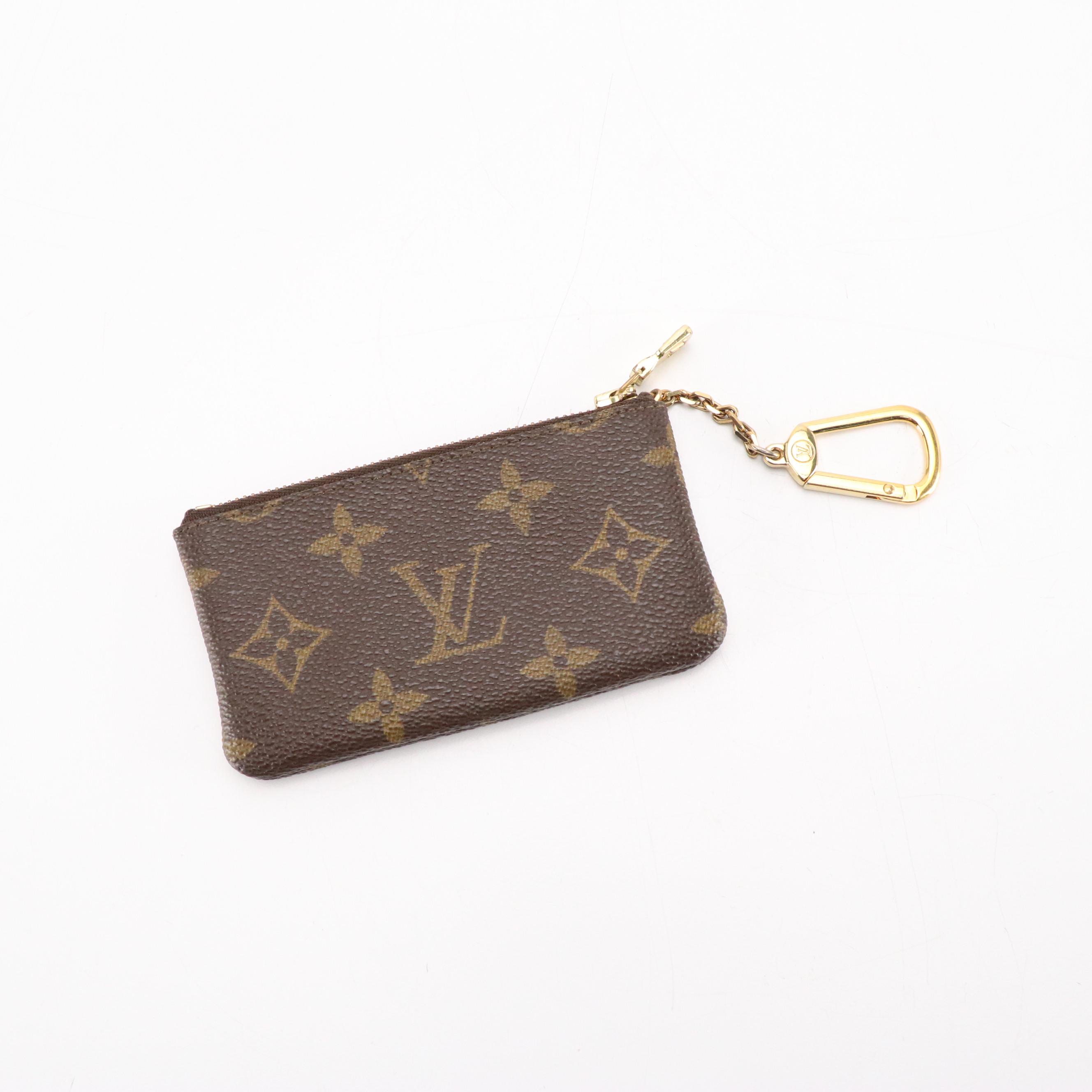 Louis Vuitton Pochette Clés in Monogram Canvas