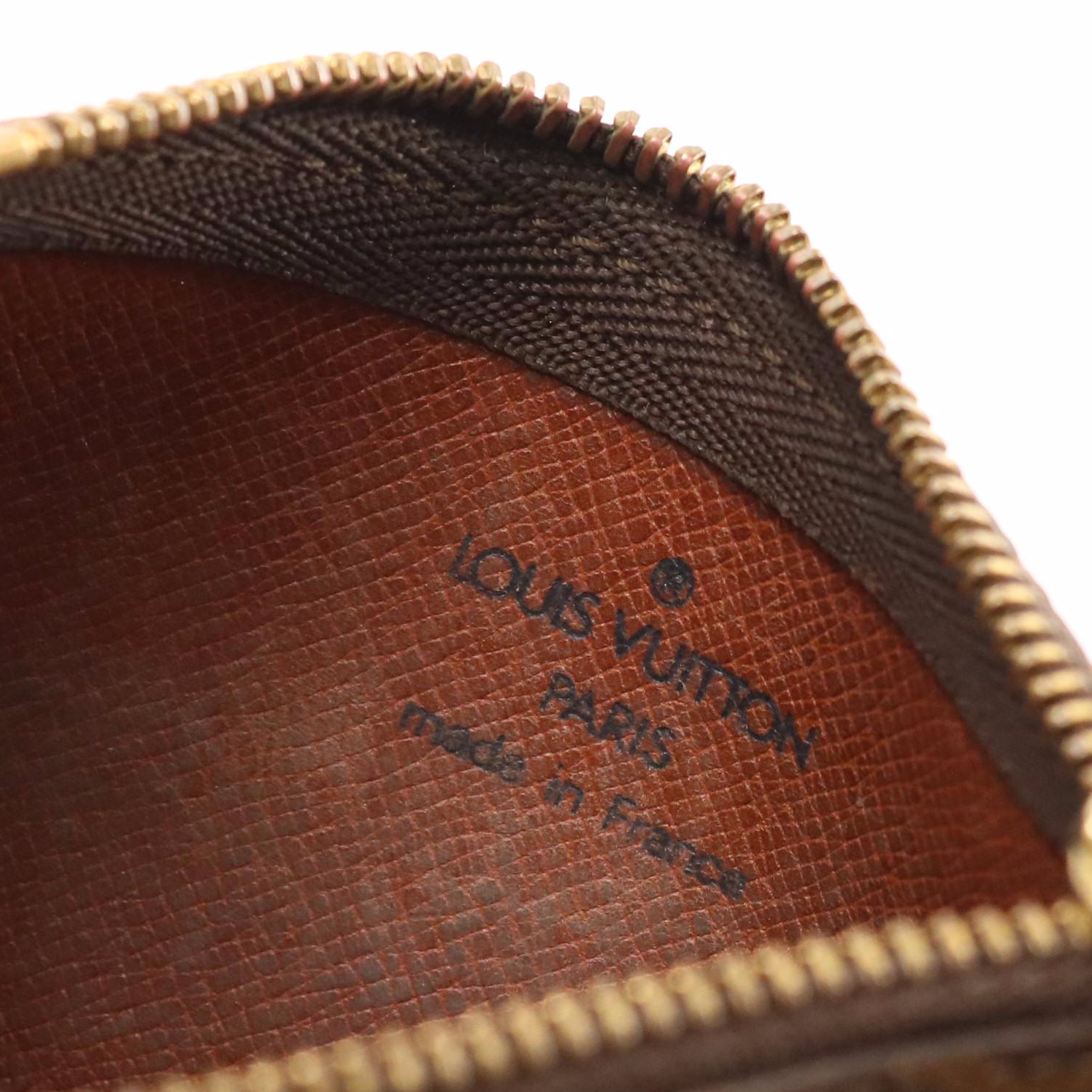 Louis Vuitton Pochette Clés in Monogram Canvas