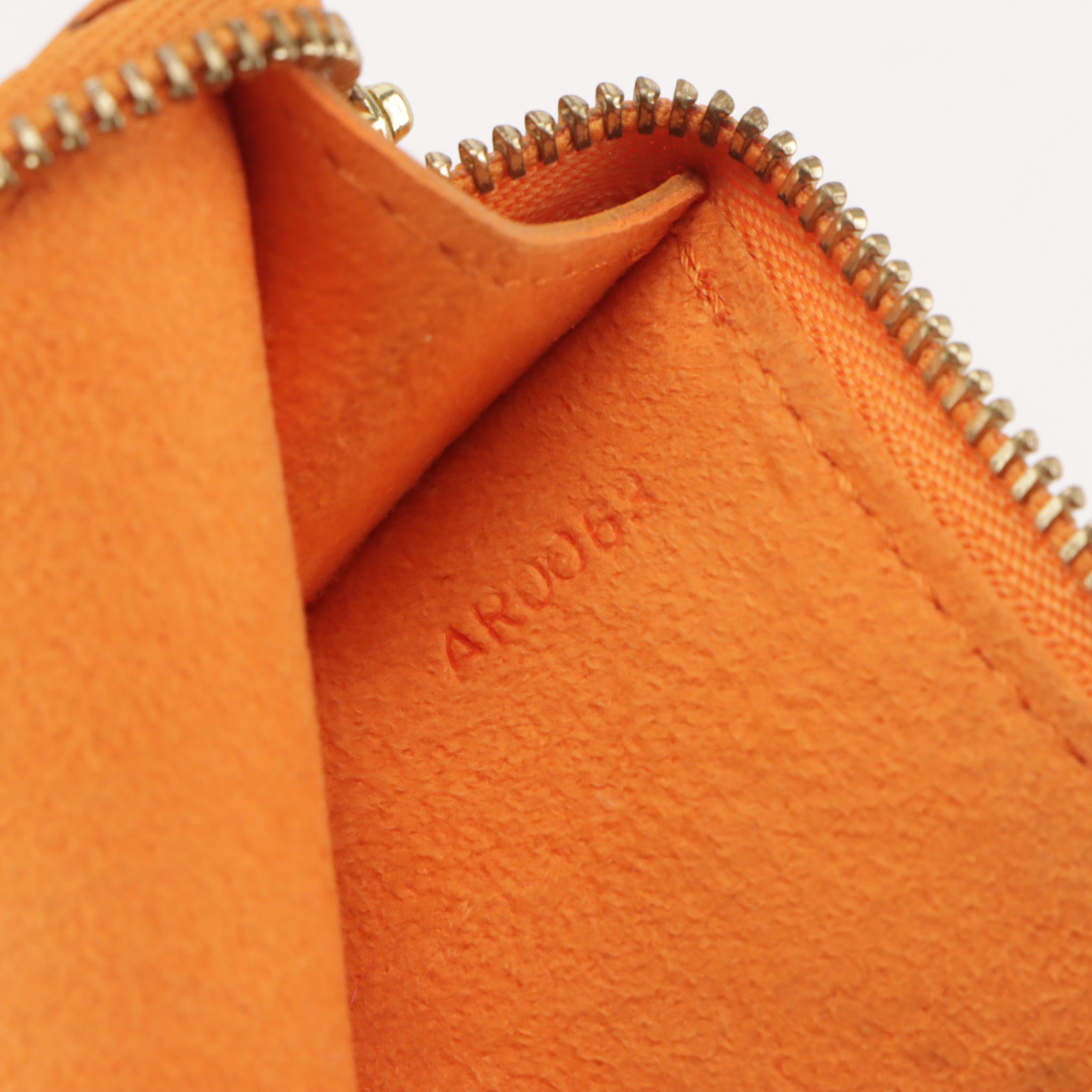 Louis Vuitton Pochette Accessoires in Mandarin Epi and Smooth Leather