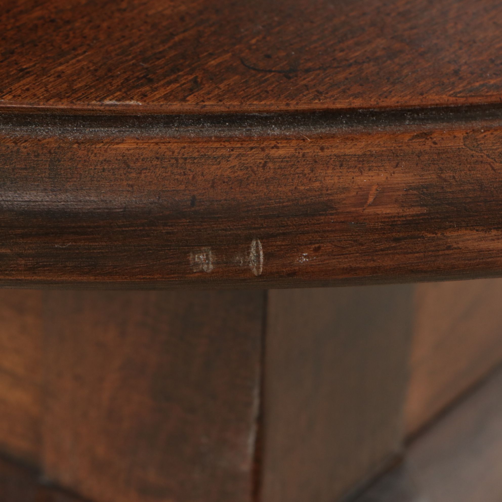 Queen Anne Style Cherry Round Side Table, Late 20th Century