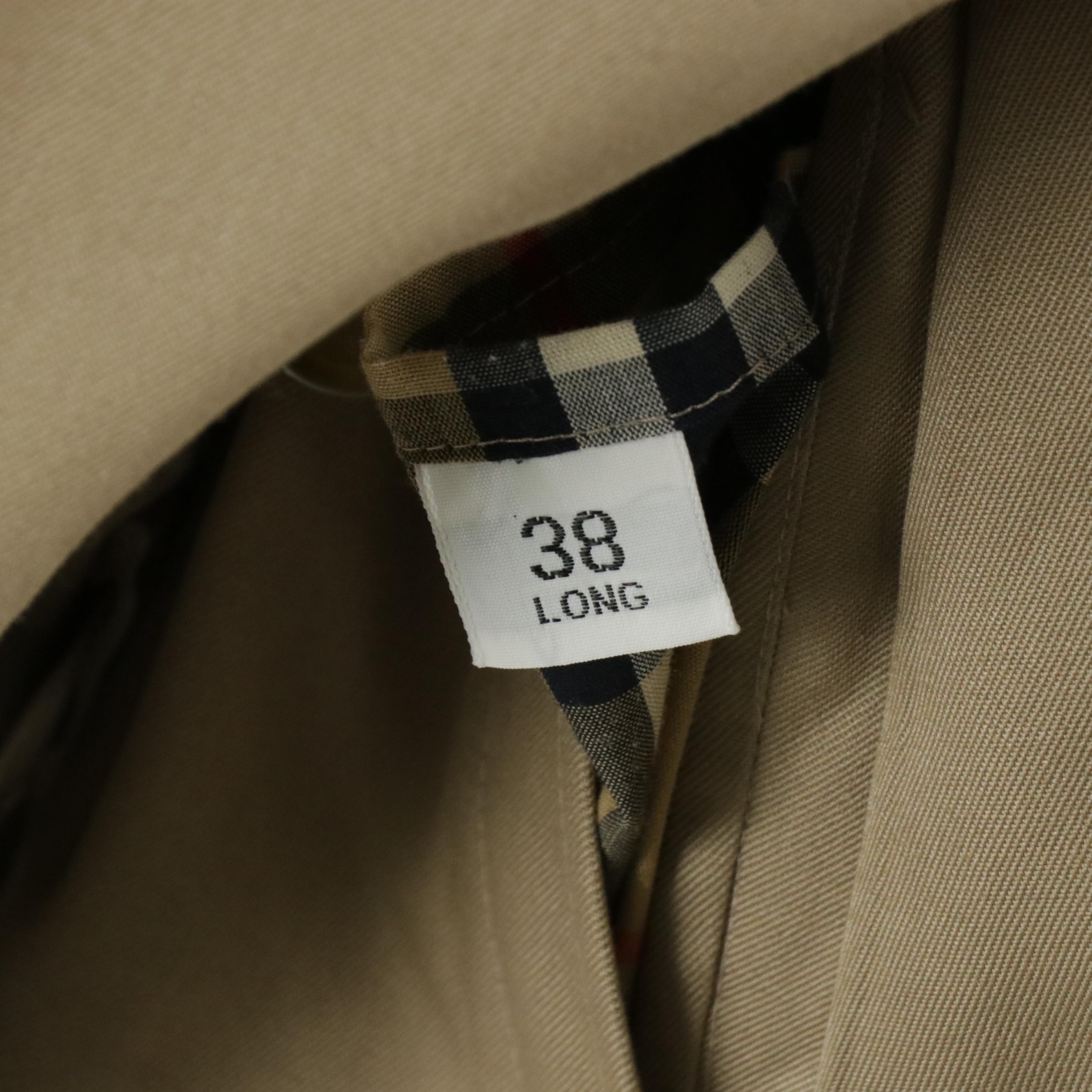 Burberrys Double-Breasted Gabardine Trenchcoat with Wool Liner