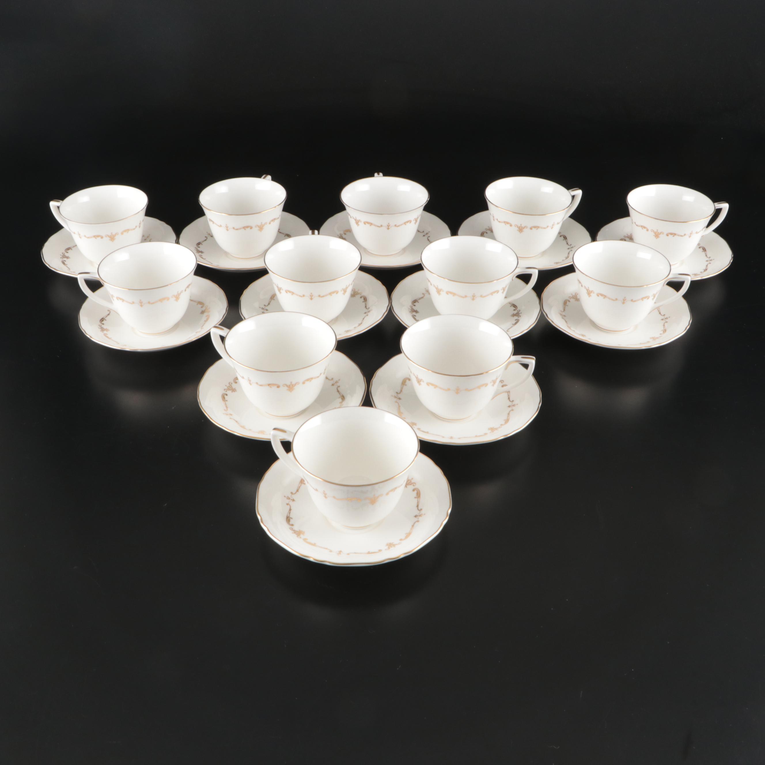 Royal Worcester "Gold Chantilly" Bone China Dinnerware