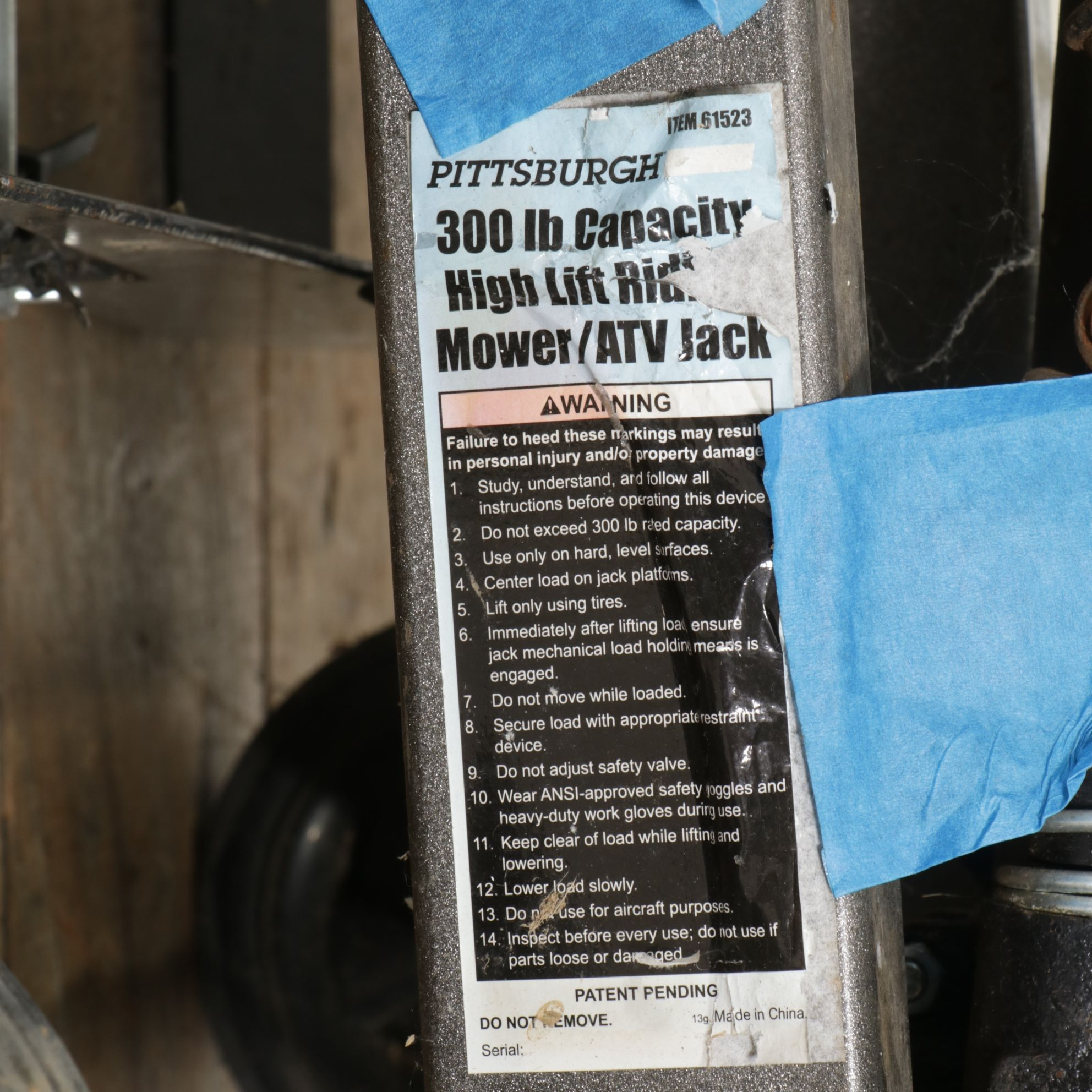 Pittsburgh 300 lb High-Lift Riding Mower Jacks, Pair, with Other Accessories