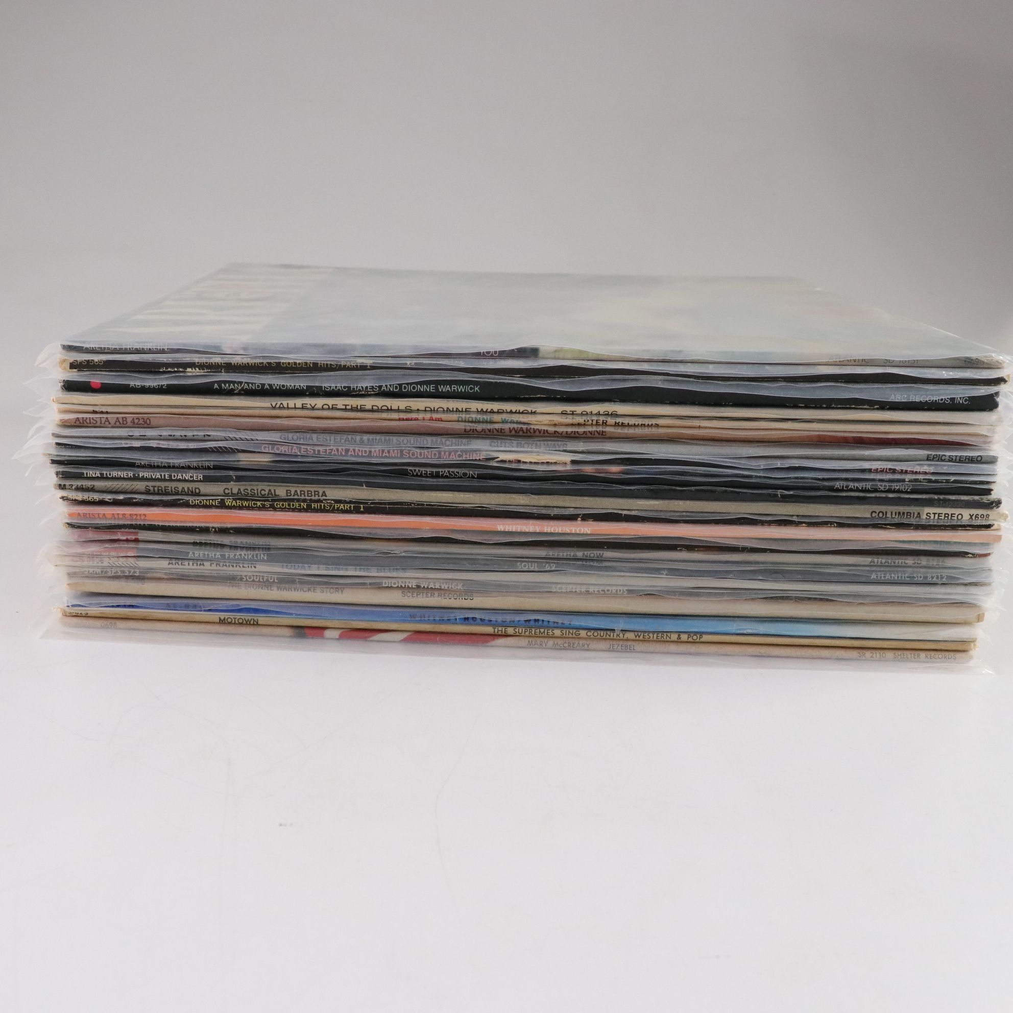 Aretha Franklin, Gloria Estefan, Dionne Warwick & More Vinyl Record Albums